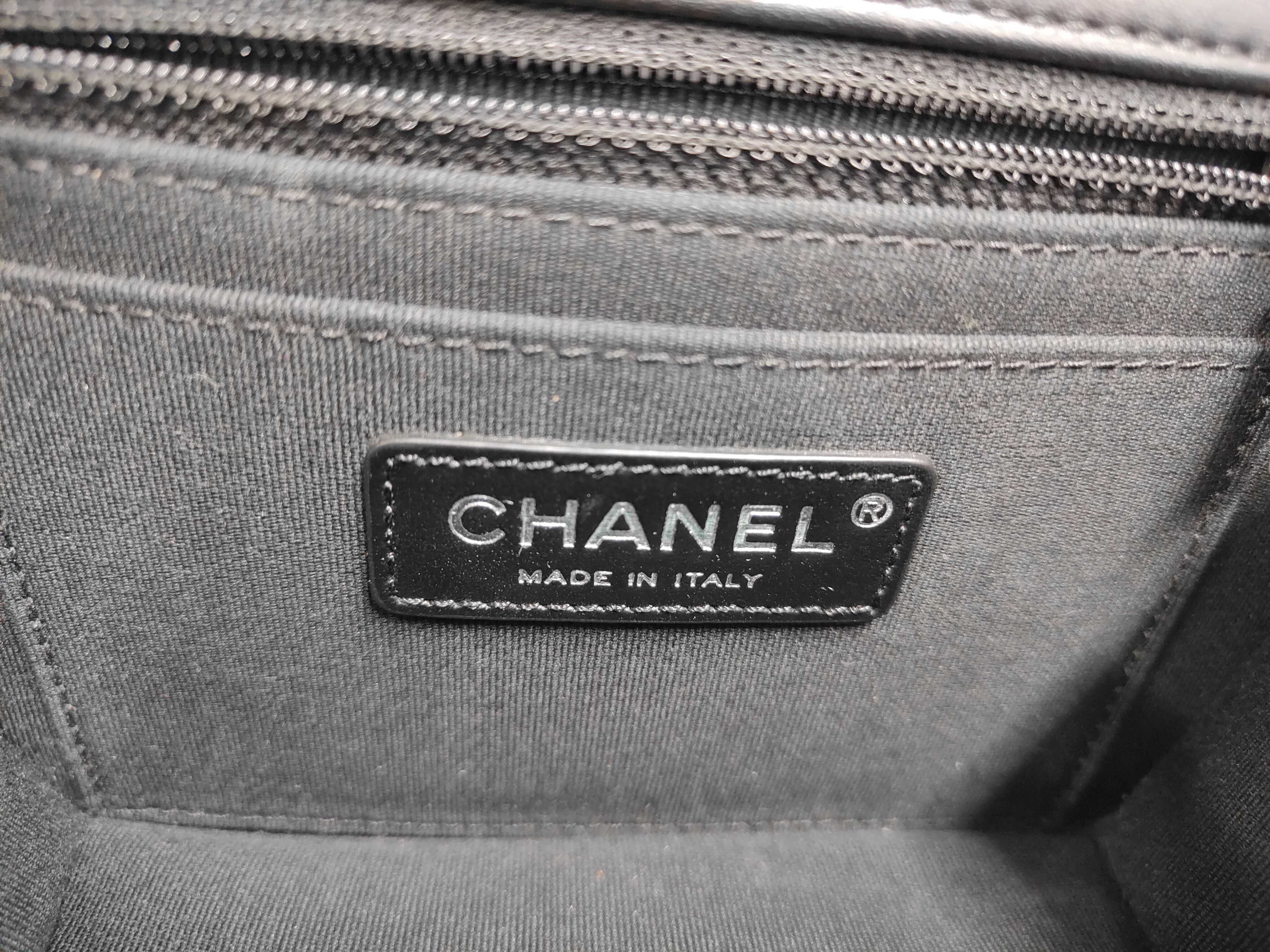 Matelassé Chain Shoulder Bag — view 10