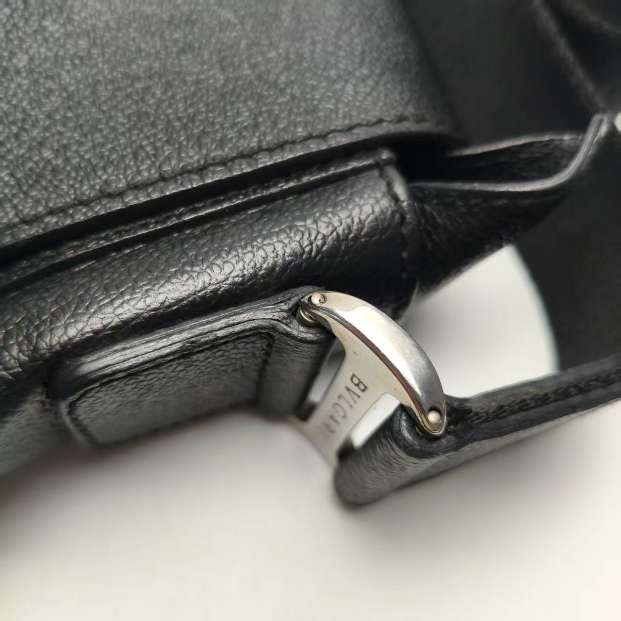 【*Shipped from: China*】BVLGARI Bulgari Leather Shoulder Bag — view 13
