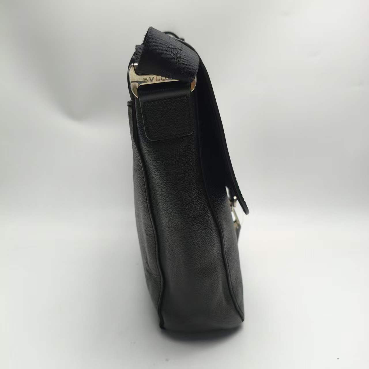【*Shipped from: China*】BVLGARI Bulgari Leather Shoulder Bag — view 4