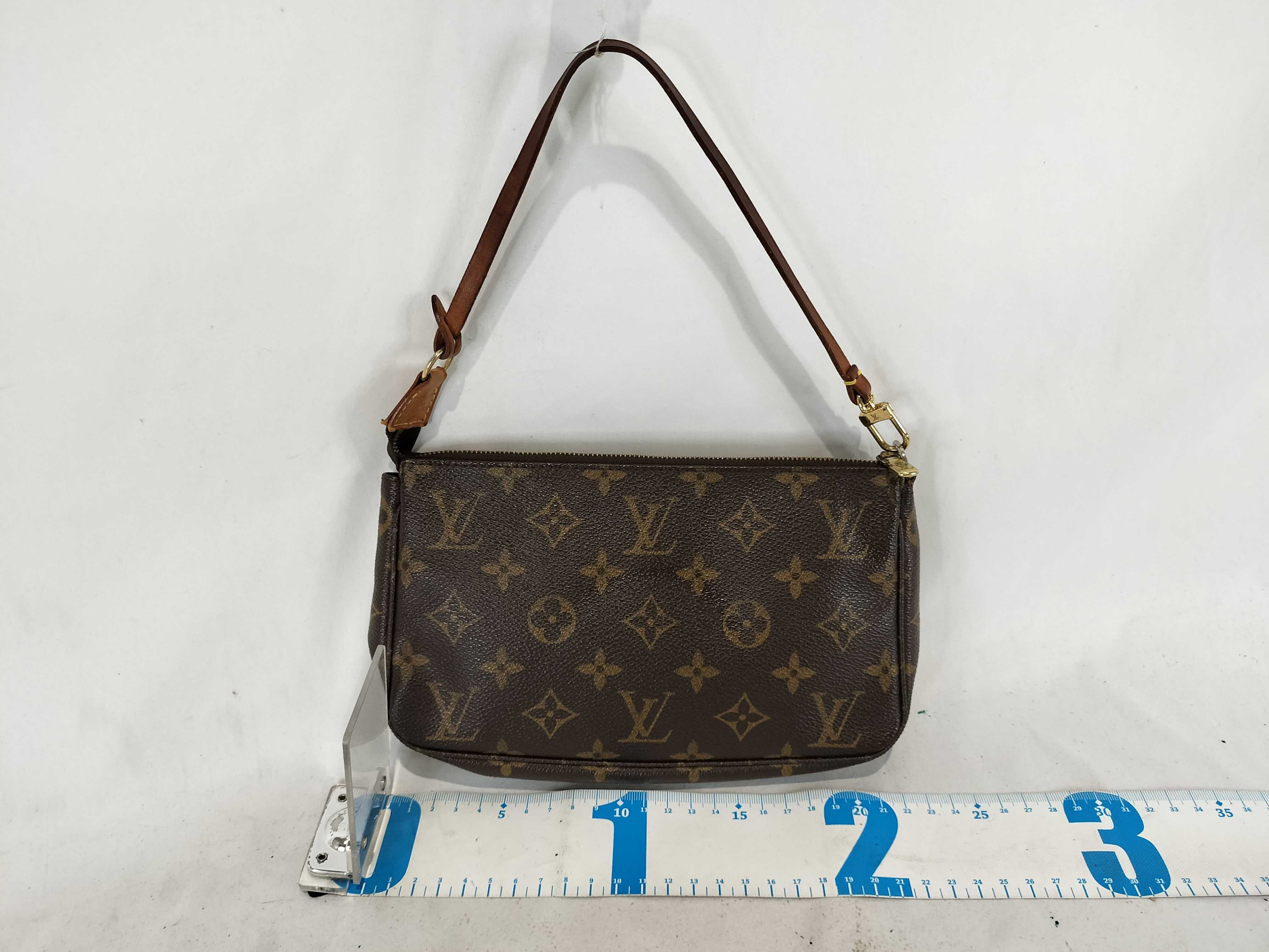 Monogram M51980 Pochette Accessoires Handbag — view 2