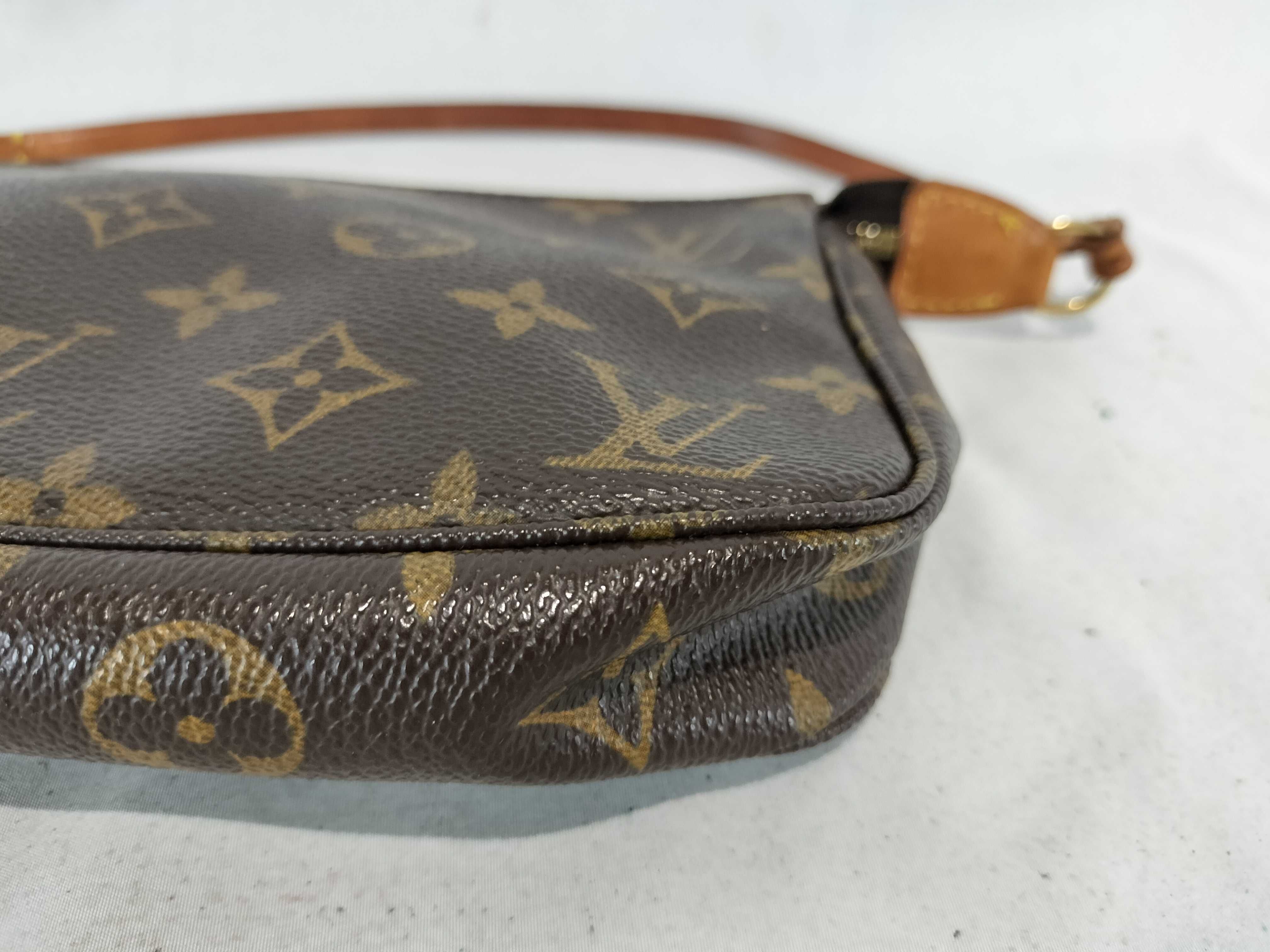 Monogram M51980 Pochette Accessoires Handbag — view 6