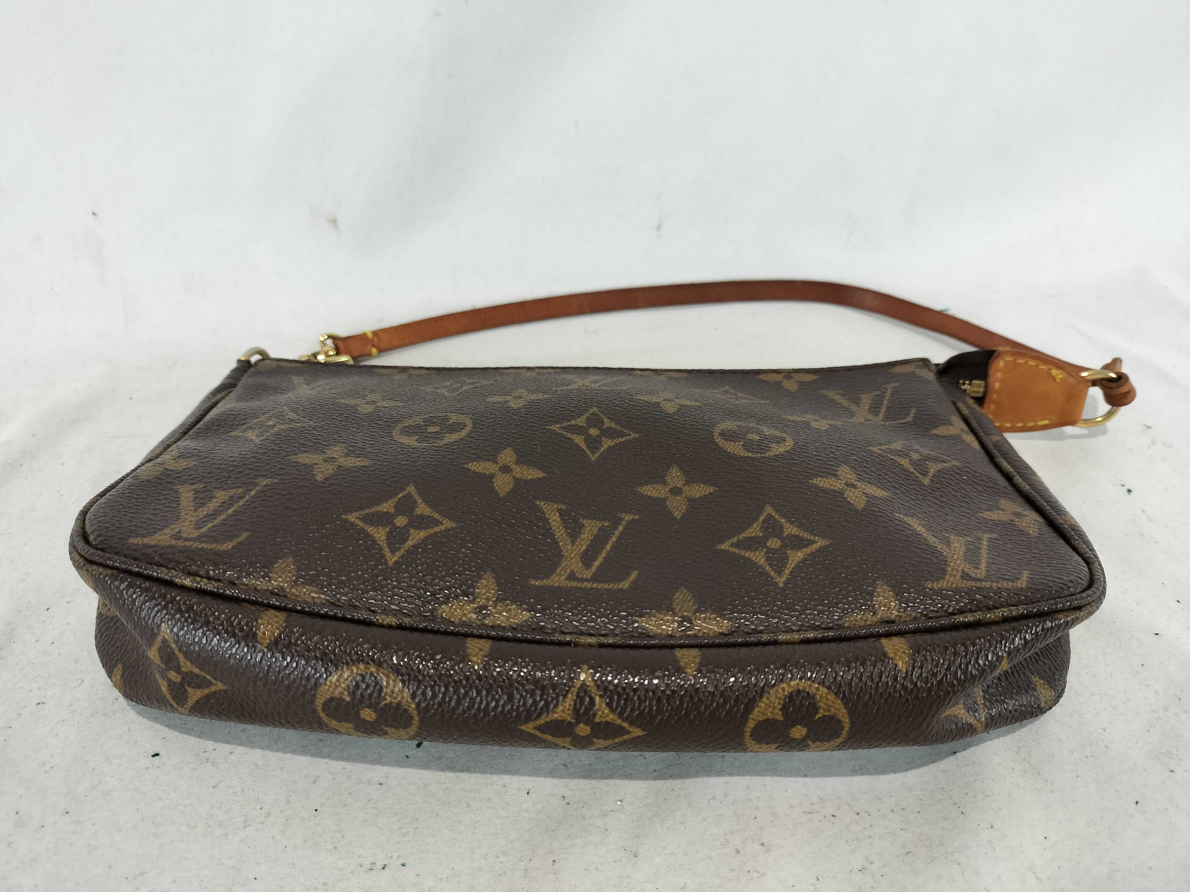 Monogram M51980 Pochette Accessoires Handbag — view 7