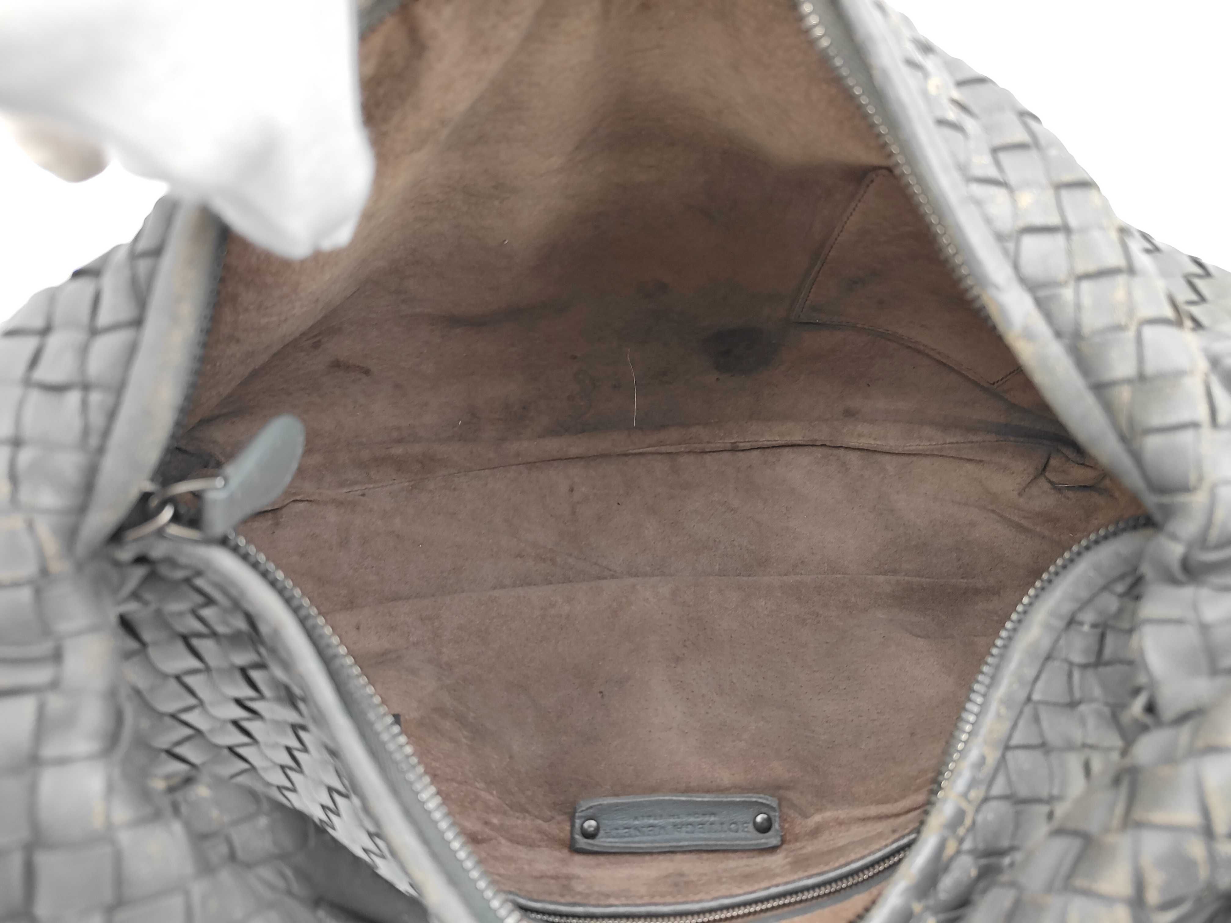 Intrecciato Hobo Handbag — view 9