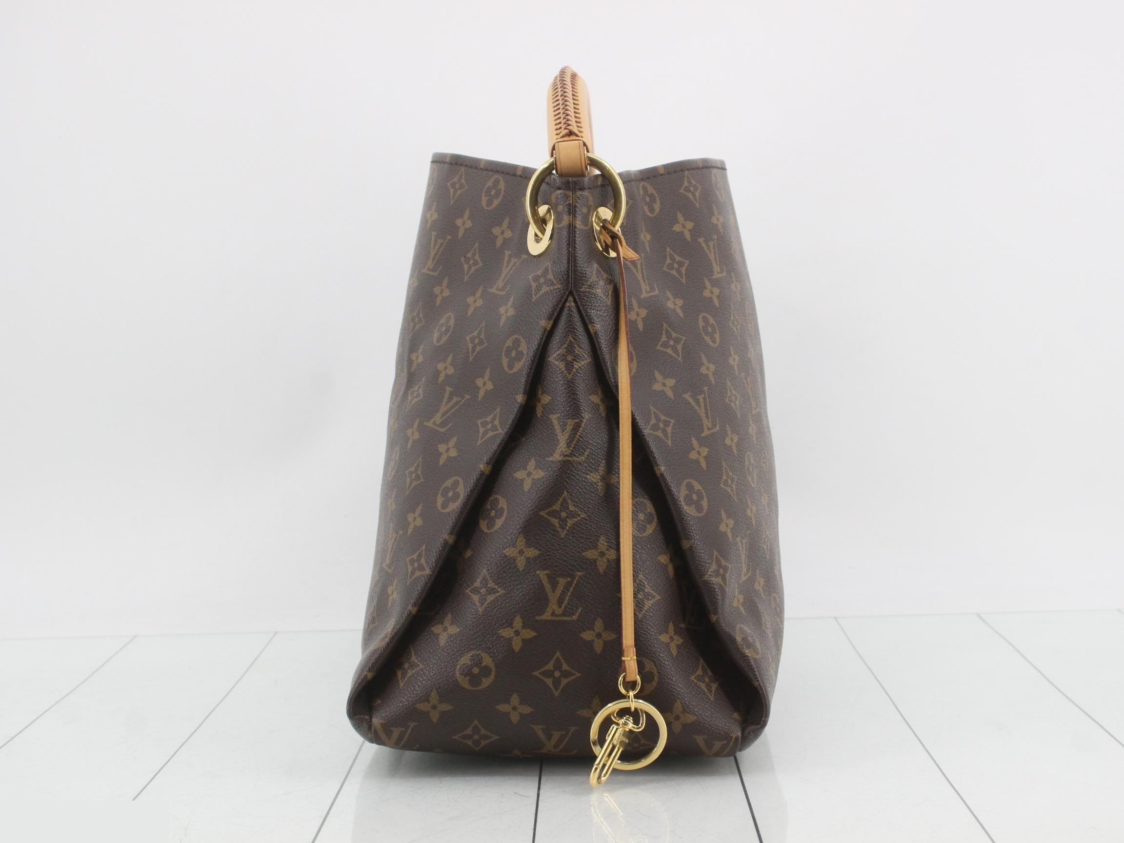 Monogram Artsy MM Shoulder Bag — view 4