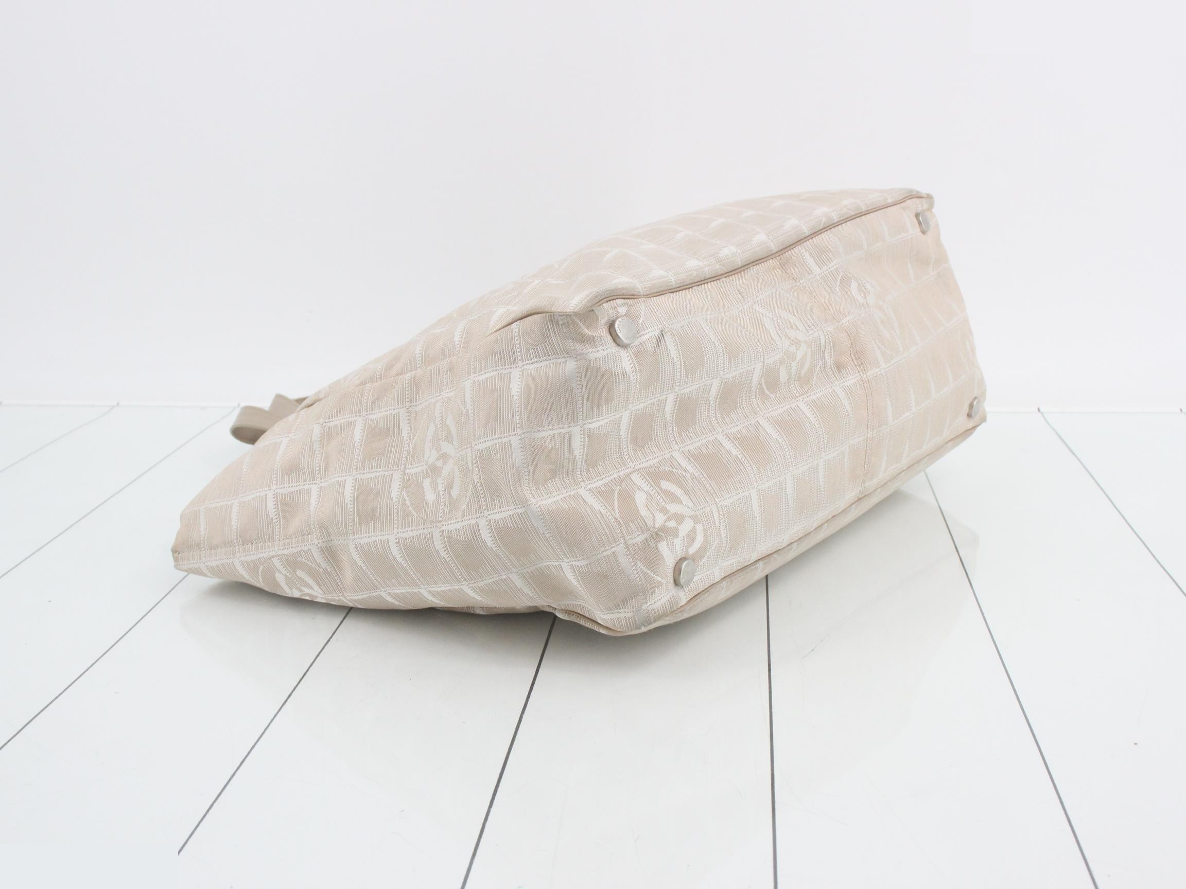New Travel Line (Bags) - Tote Bag — view 5