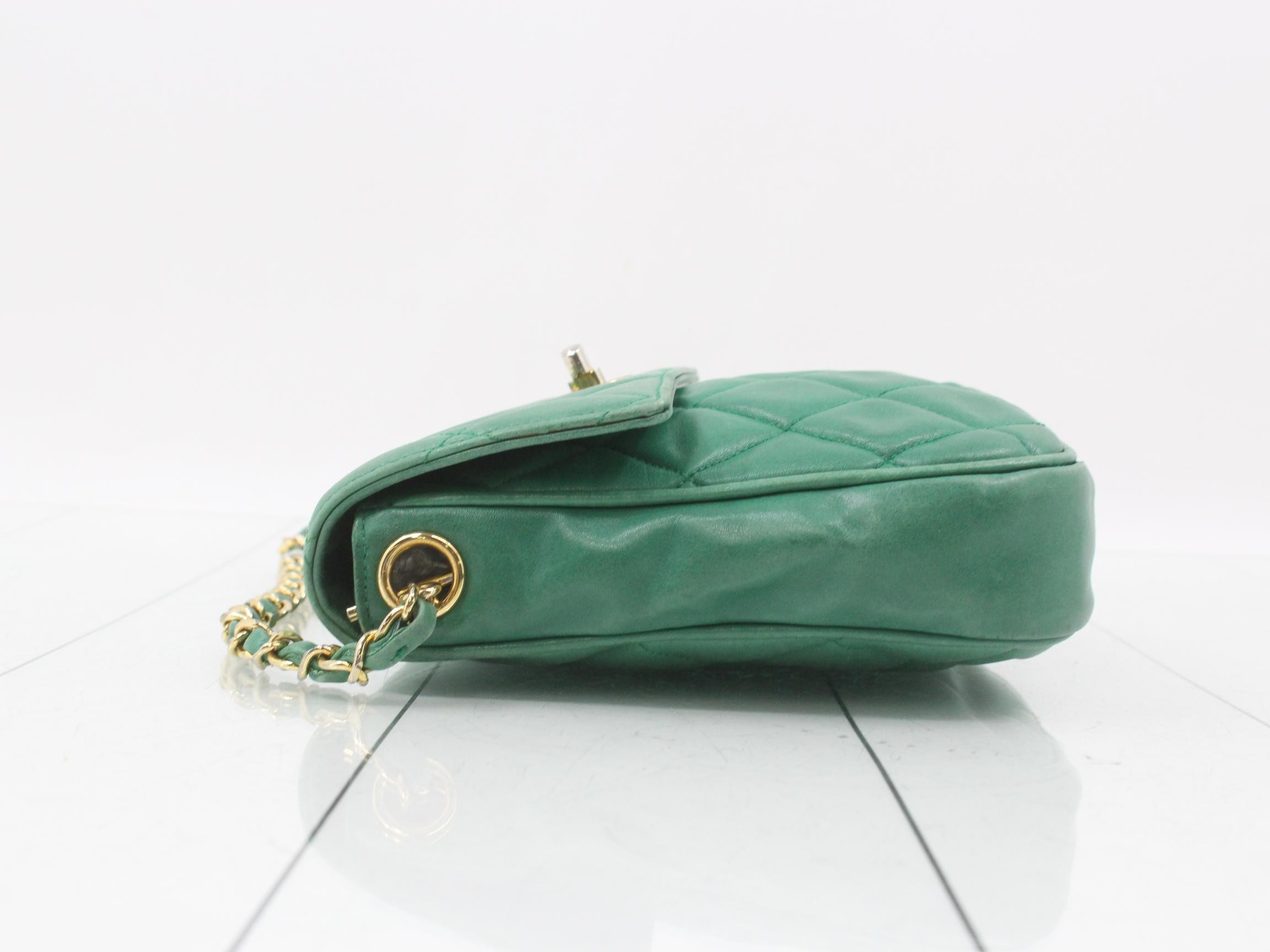 Matelassé Shoulder Bag — view 4