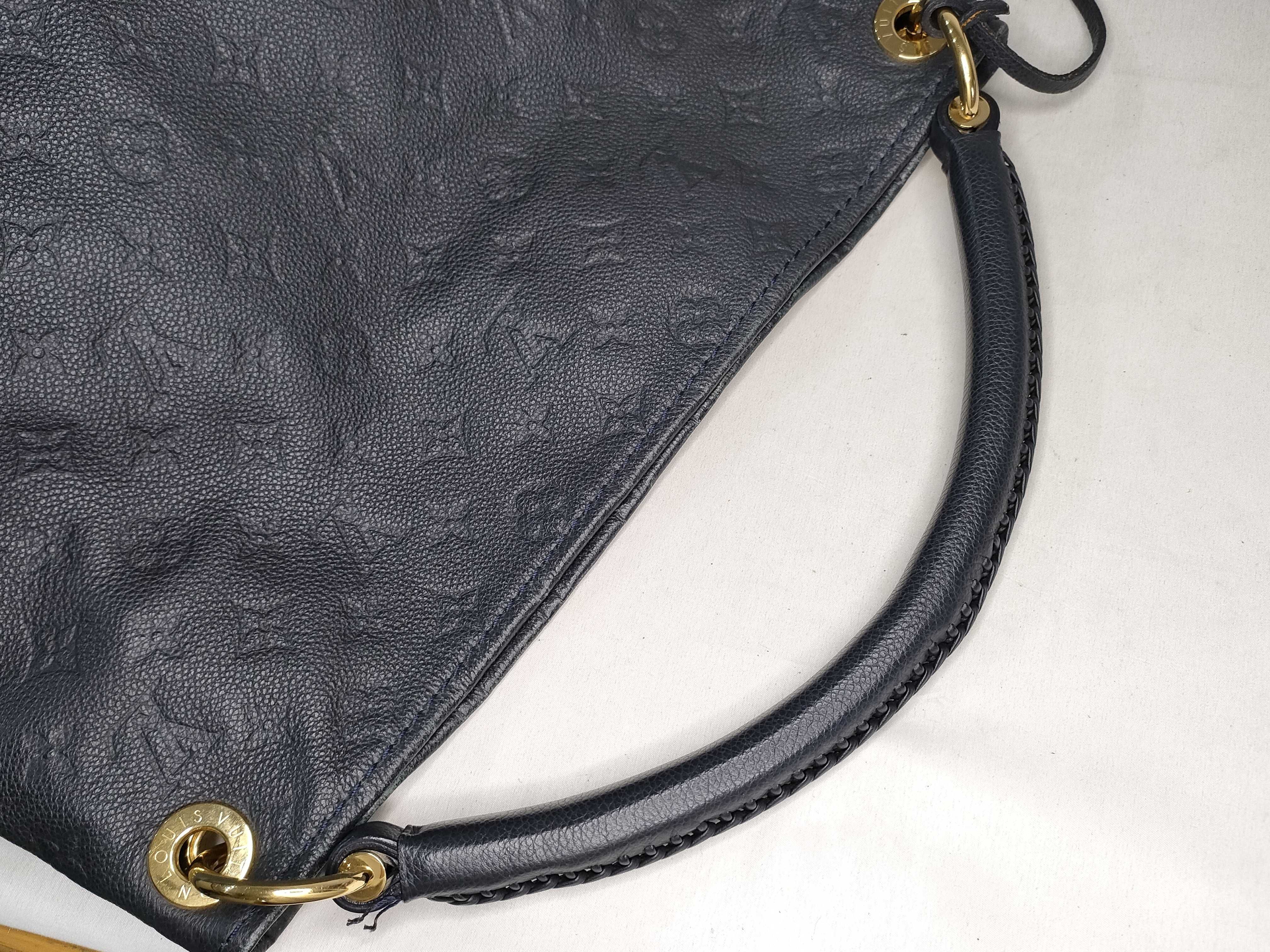 Monogram Empreinte Artsy M93448 Shoulder Bag — view 3