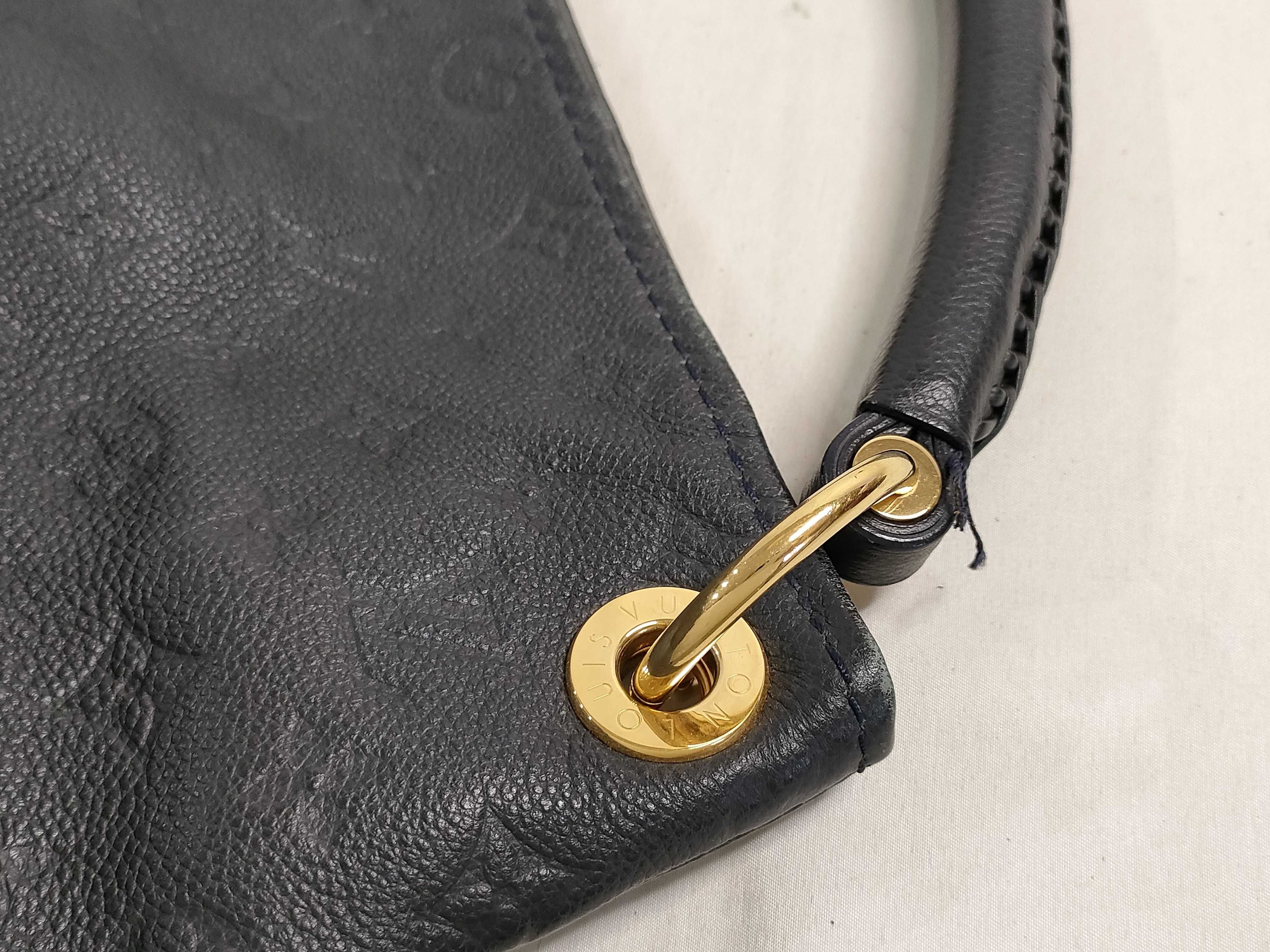 Monogram Empreinte Artsy M93448 Shoulder Bag — view 5