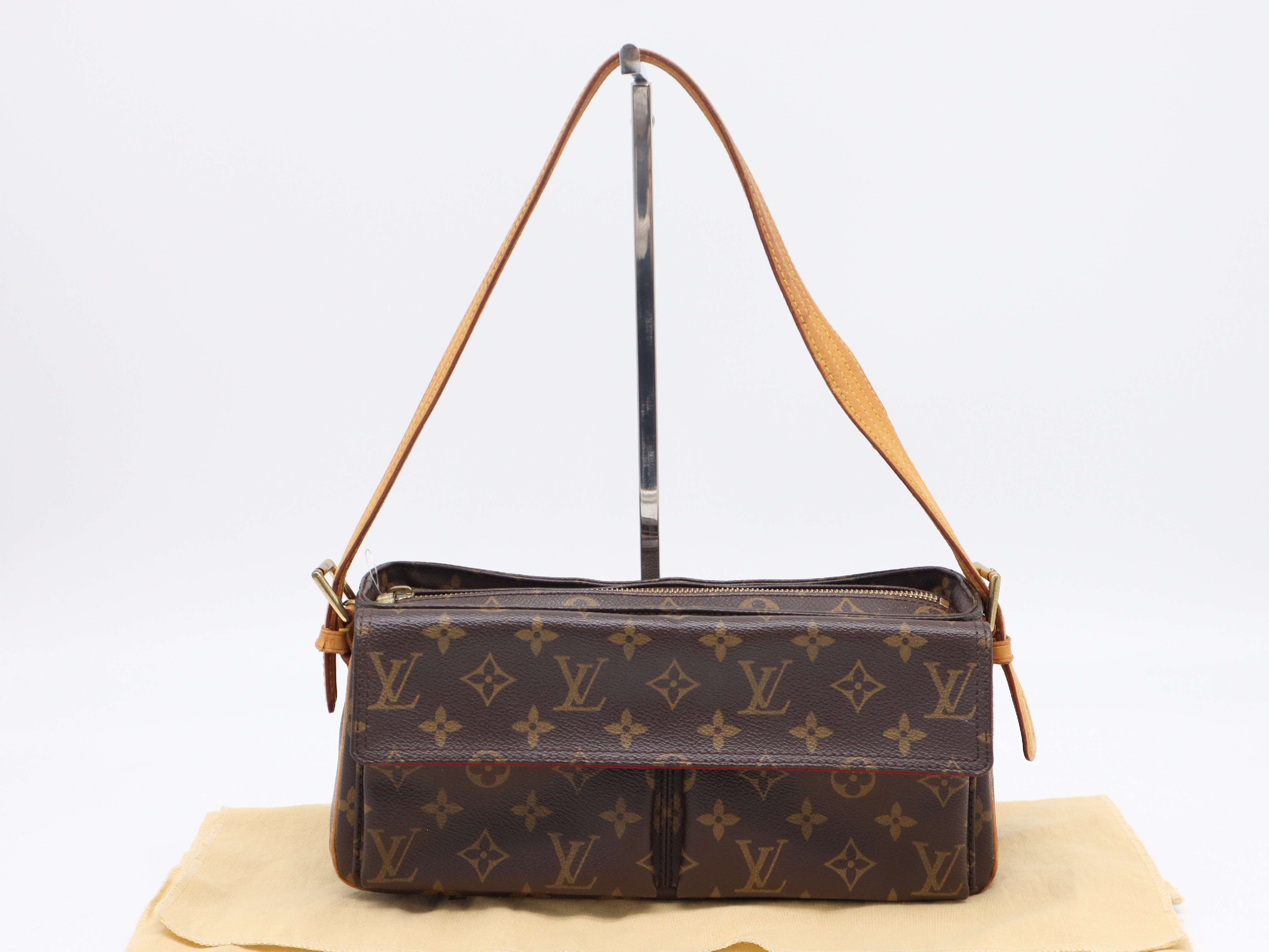 M51164 Monogram Viva Cite MM Shoulder Bag