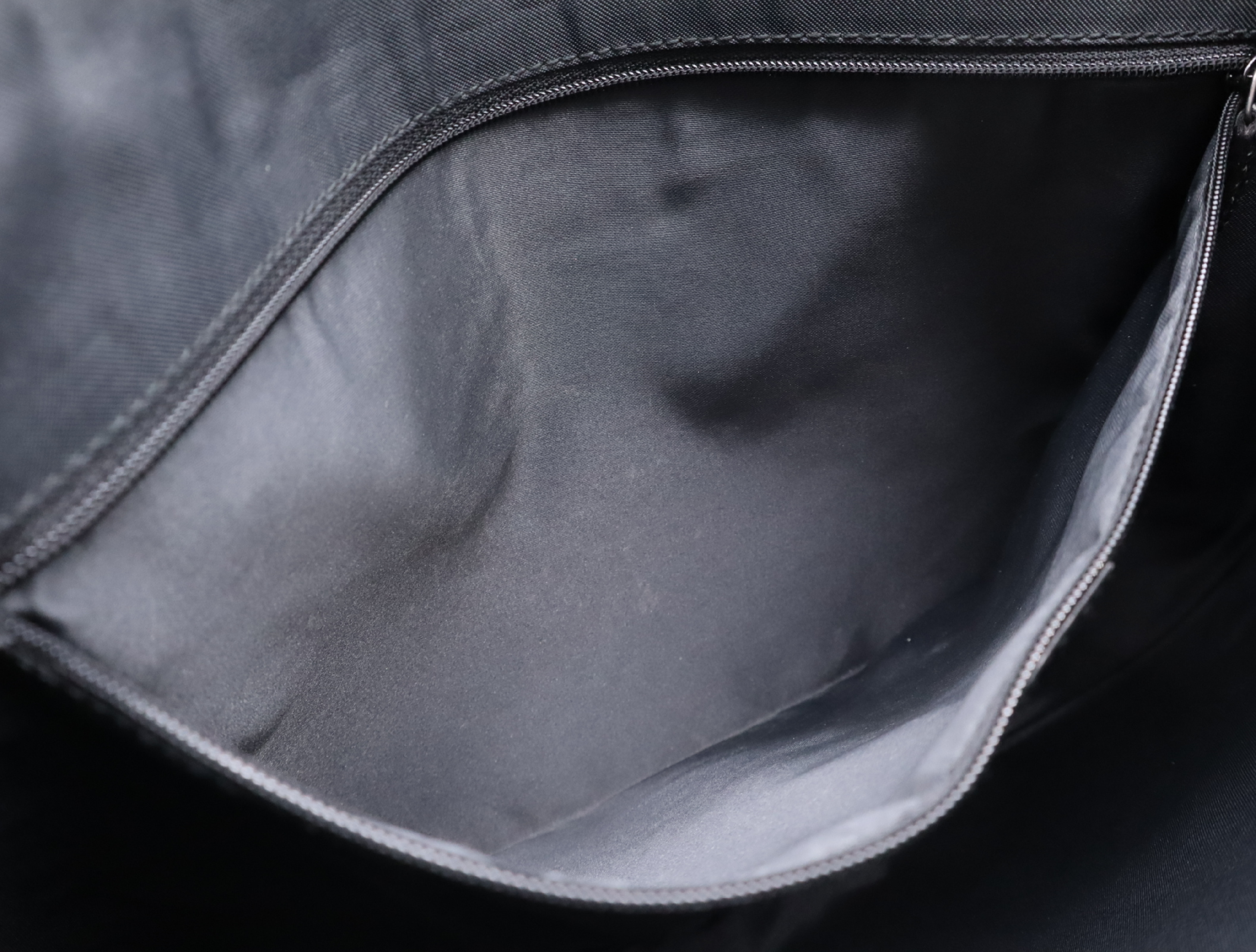 001・1206 GG Suede Black Shoulder Bag — view 12