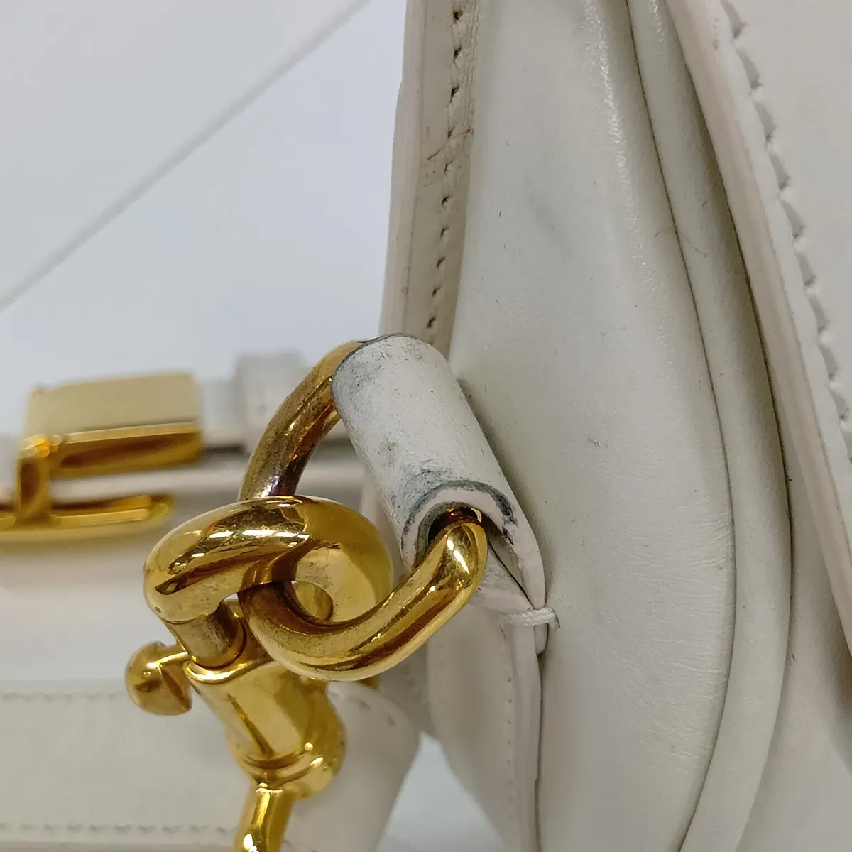 Bobby Leather Shoulder Bag, White — view 9