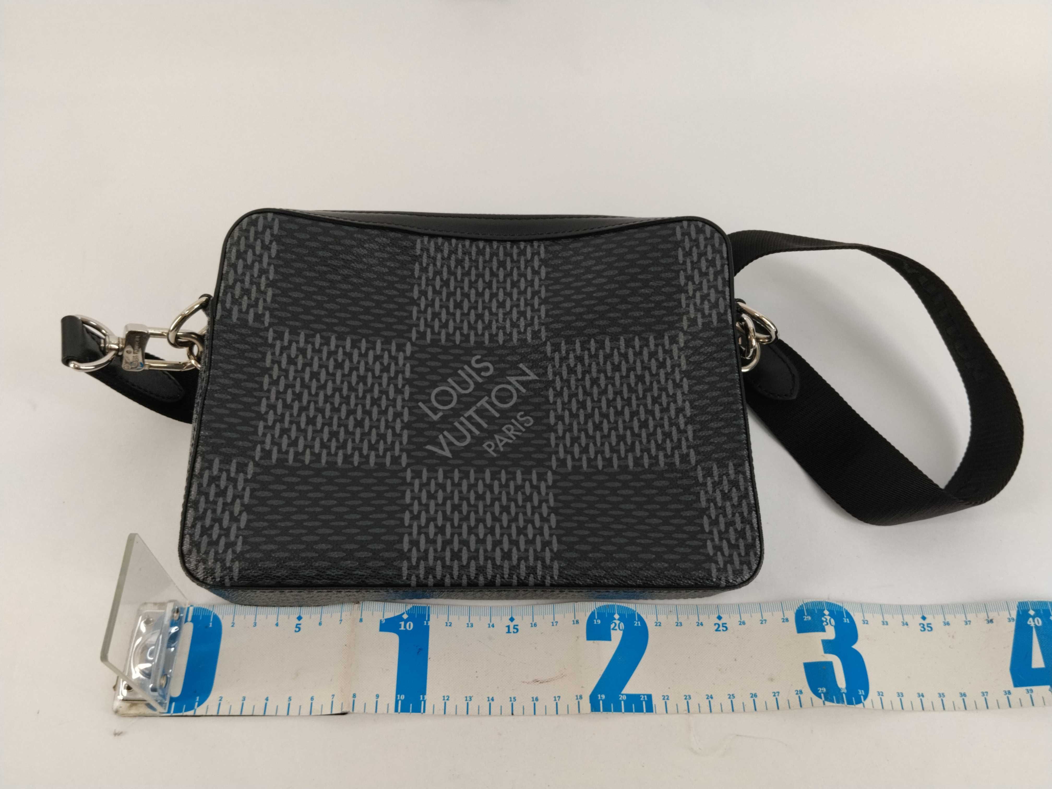 Damier Graphite N50017 Damier Graphite 3D Trio Messenger Shoulder Bag — view 2