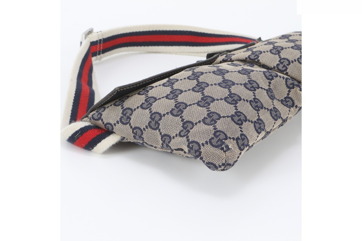 GG Canvas 28566 Leather Body Bag — view 5