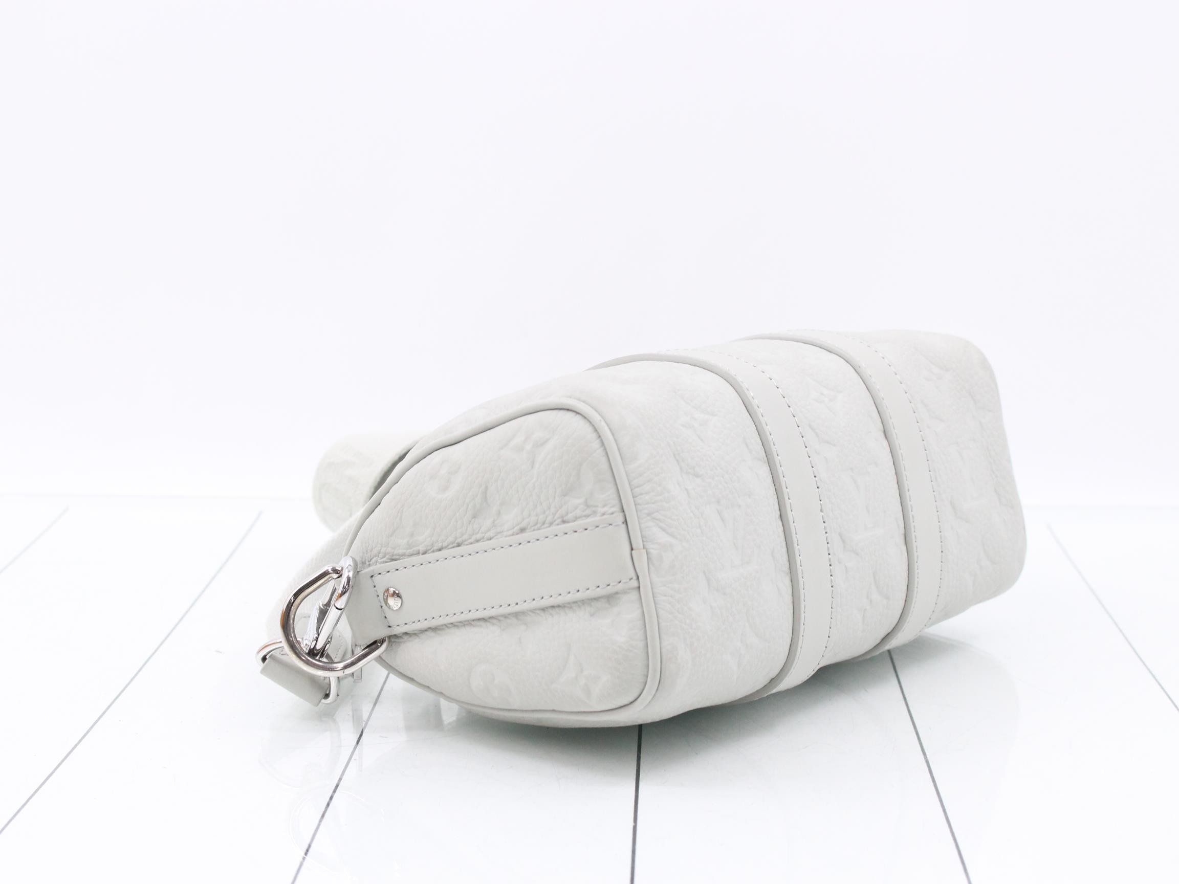 Monogram Taurillon Keepall Bandoulière 25 — view 5