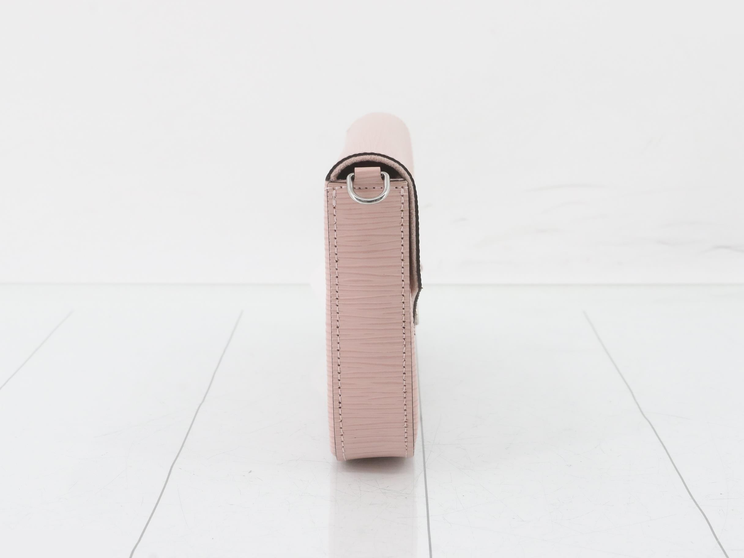 ＬＯＵＩＳ ＶＵＩＴＴＯＮ — view 4