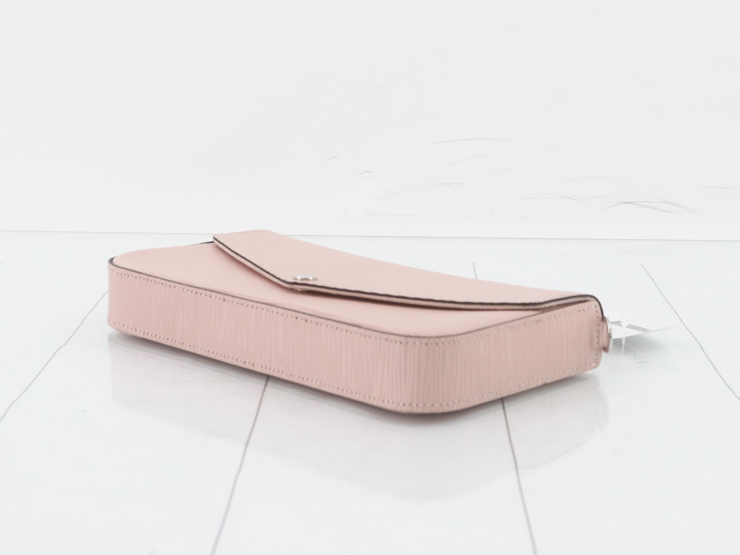 ＬＯＵＩＳ ＶＵＩＴＴＯＮ — view 6