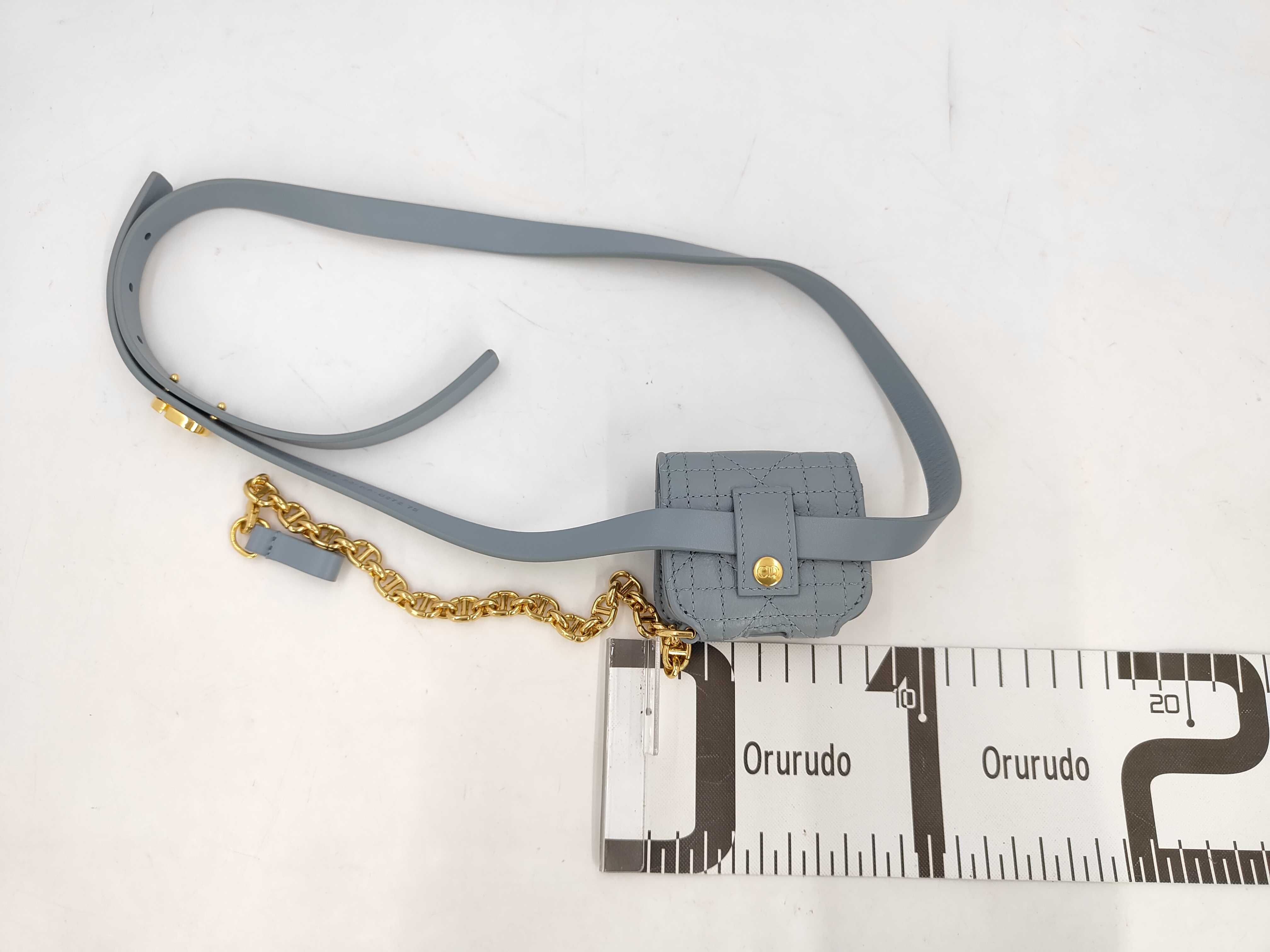 Christian Caro Gold Chain Shoulder Bag — view 2