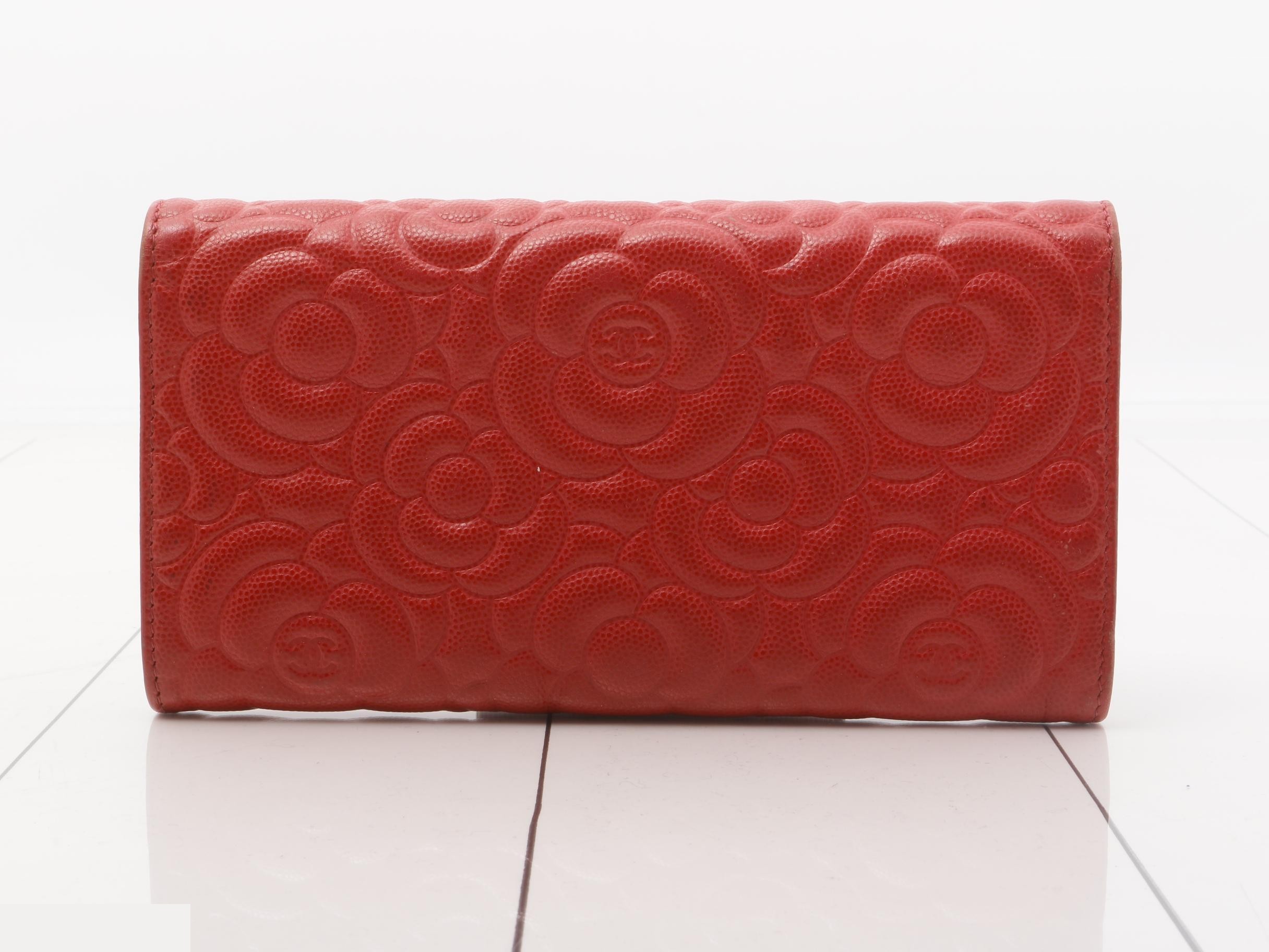Caviar leather (bag) and wallet, gold hardware — view 2