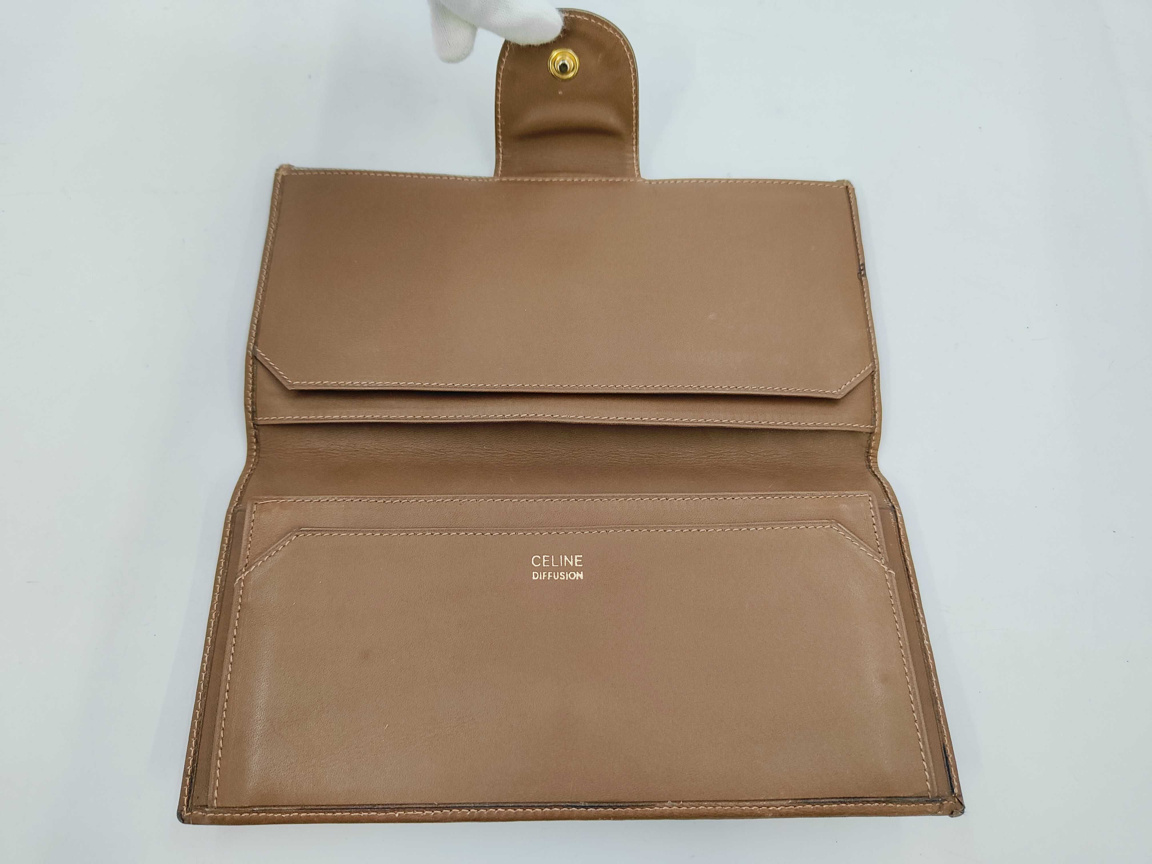 wallet — view 9
