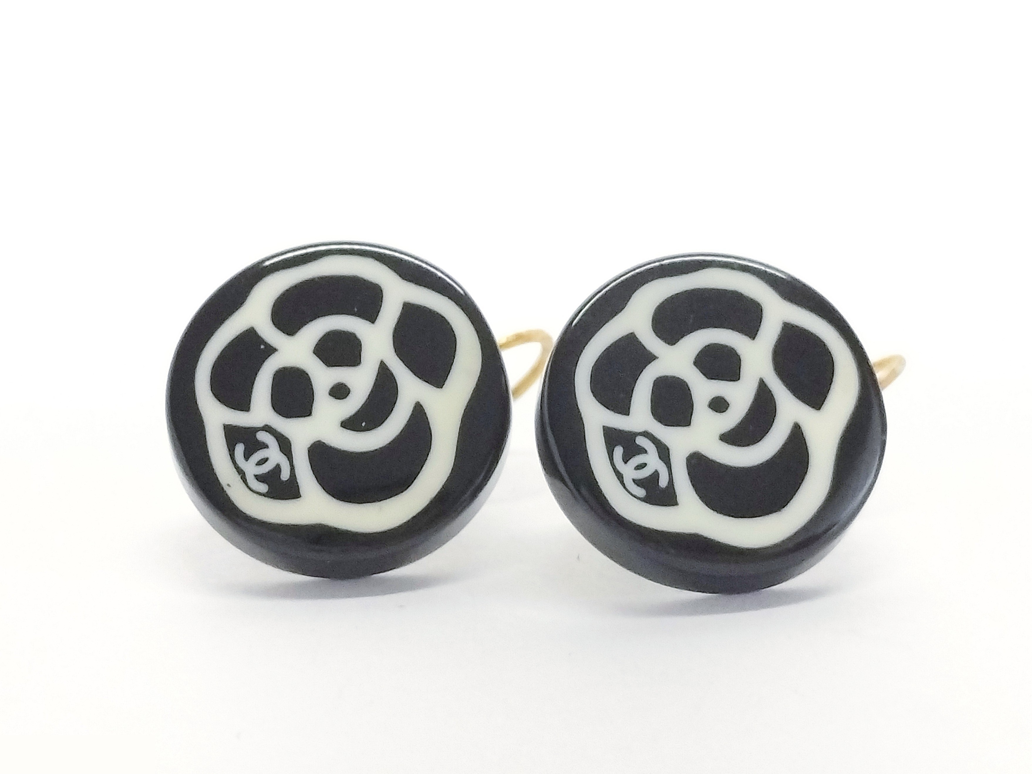Coco Camellia Black Earrings