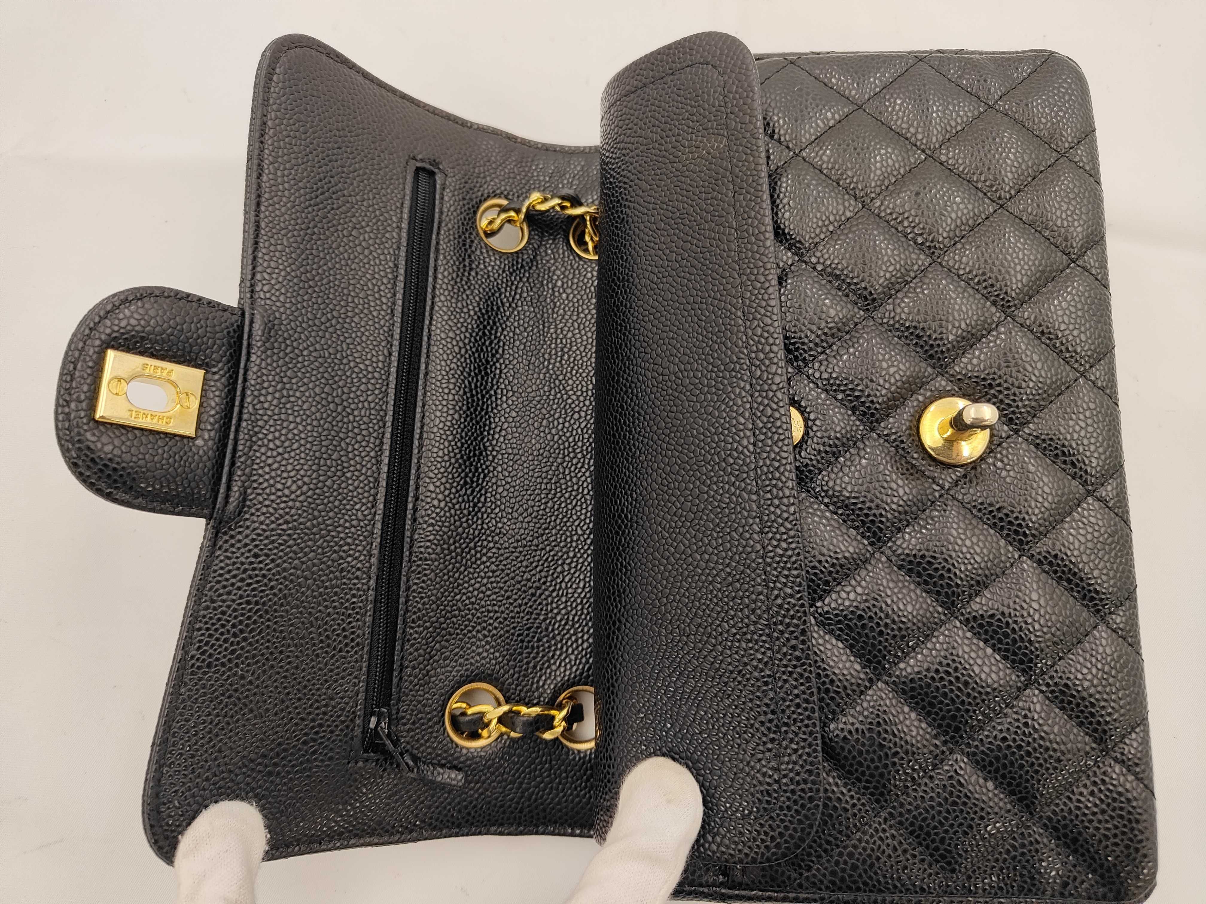 Matelassé 23 Double Flap Caviar Black Chain Shoulder Bag — view 14