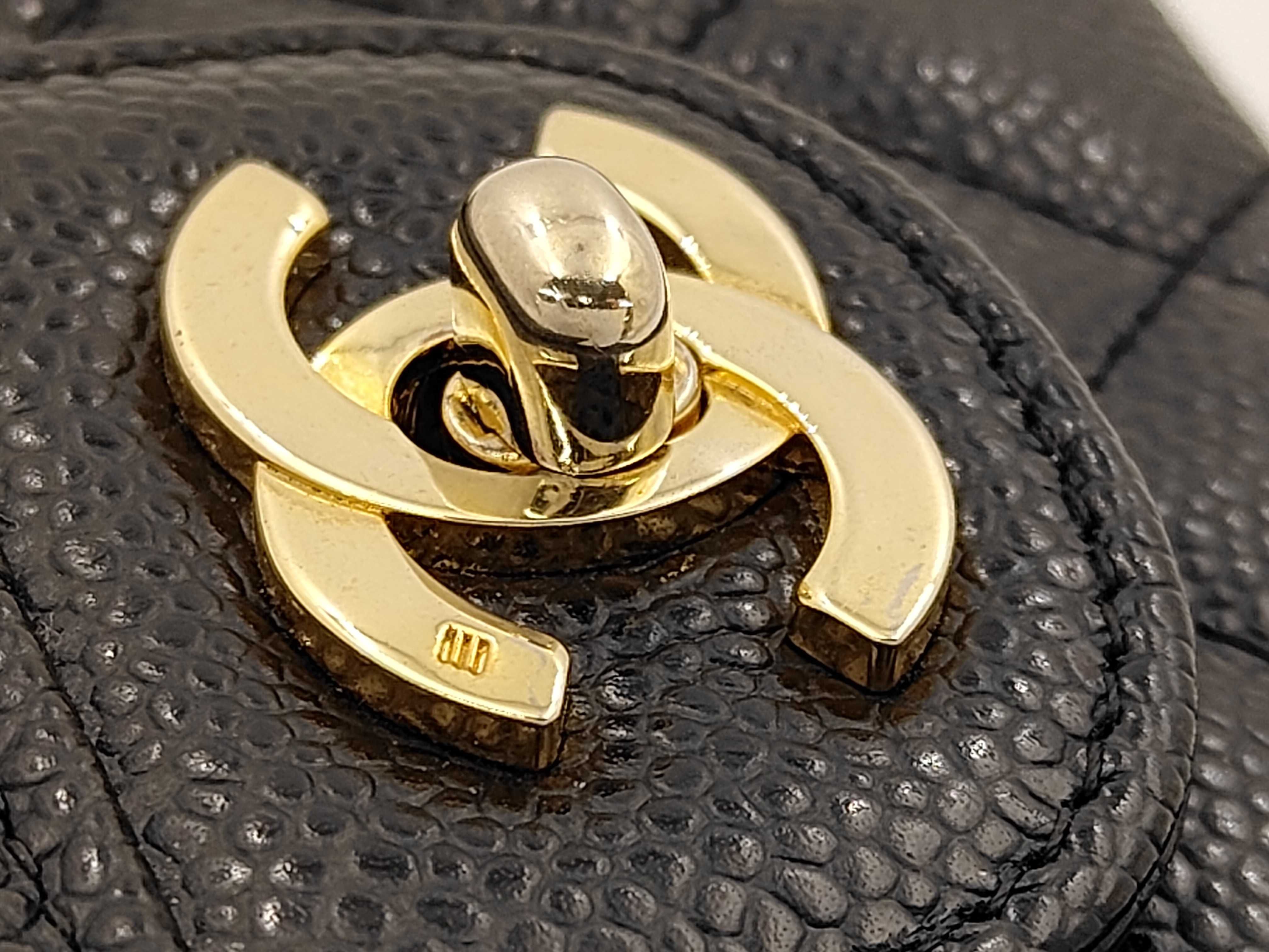 Matelassé 23 Double Flap Caviar Black Chain Shoulder Bag — view 15