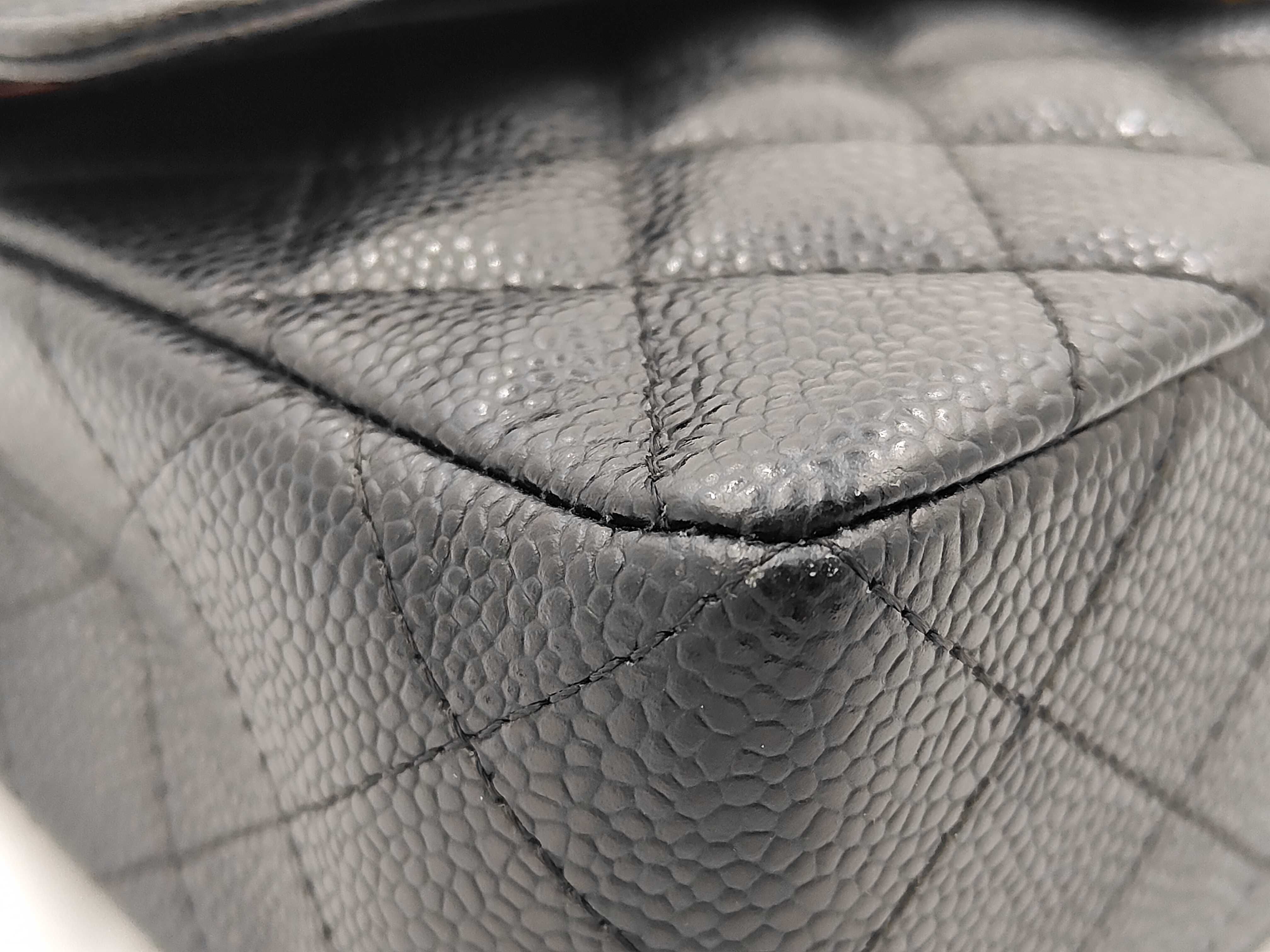 Matelassé 23 Double Flap Caviar Black Chain Shoulder Bag — view 6