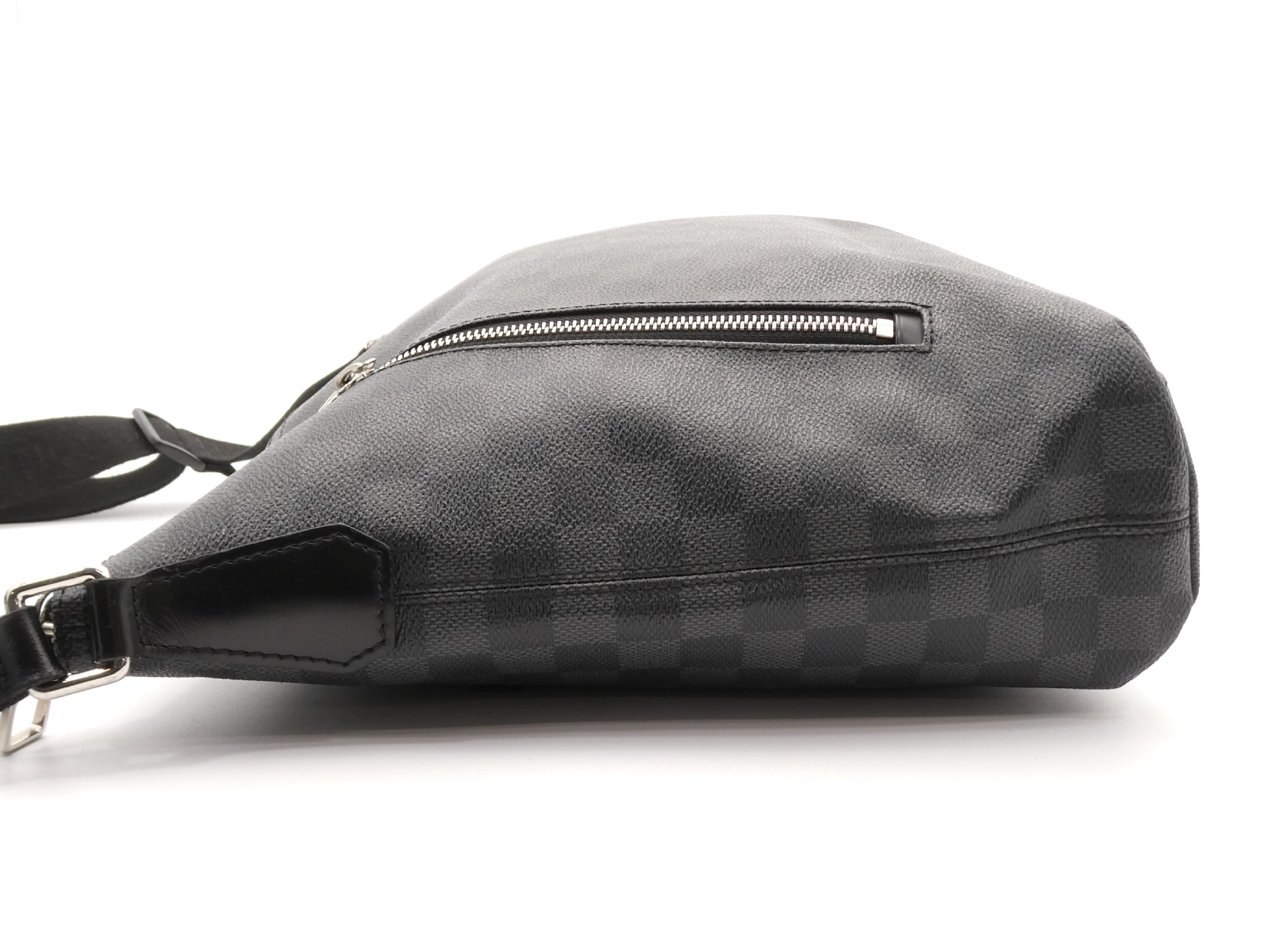 Damier Graphite Mick GM Shoulder Bag — view 3