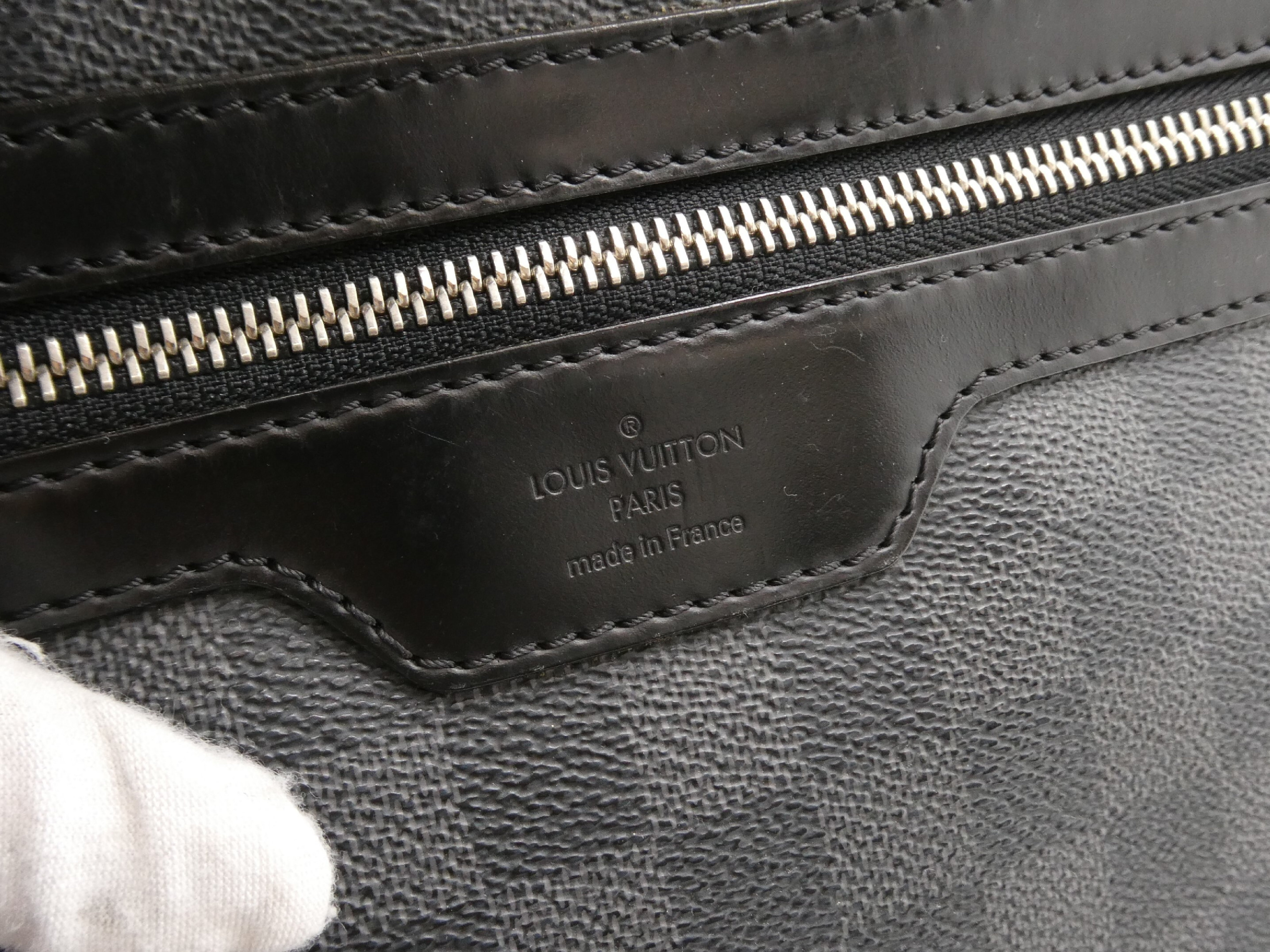 Damier Graphite Mick GM Shoulder Bag — view 8