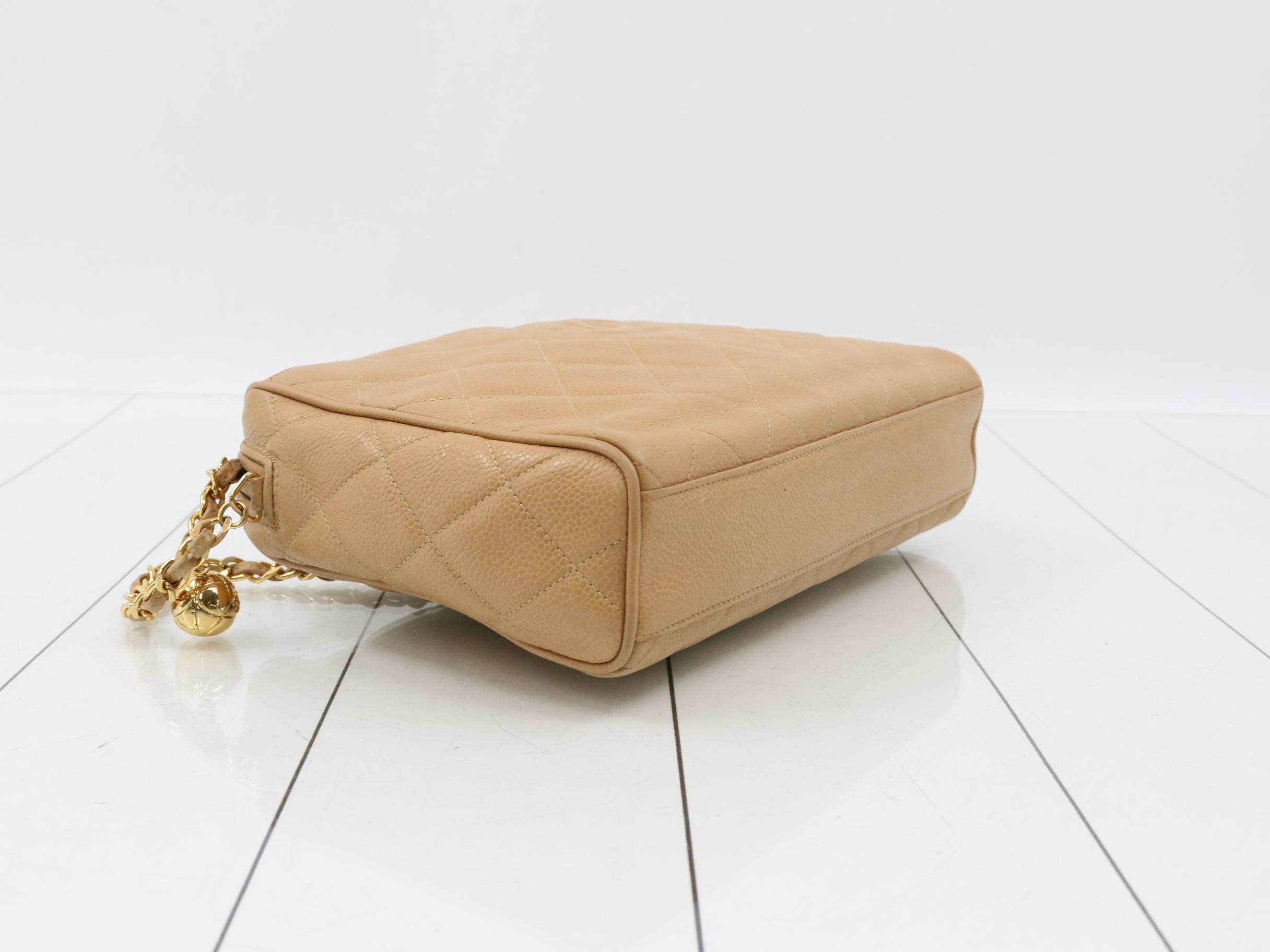 Matelassé Coco Mark Caviar Skin Chain Shoulder Bag — view 5