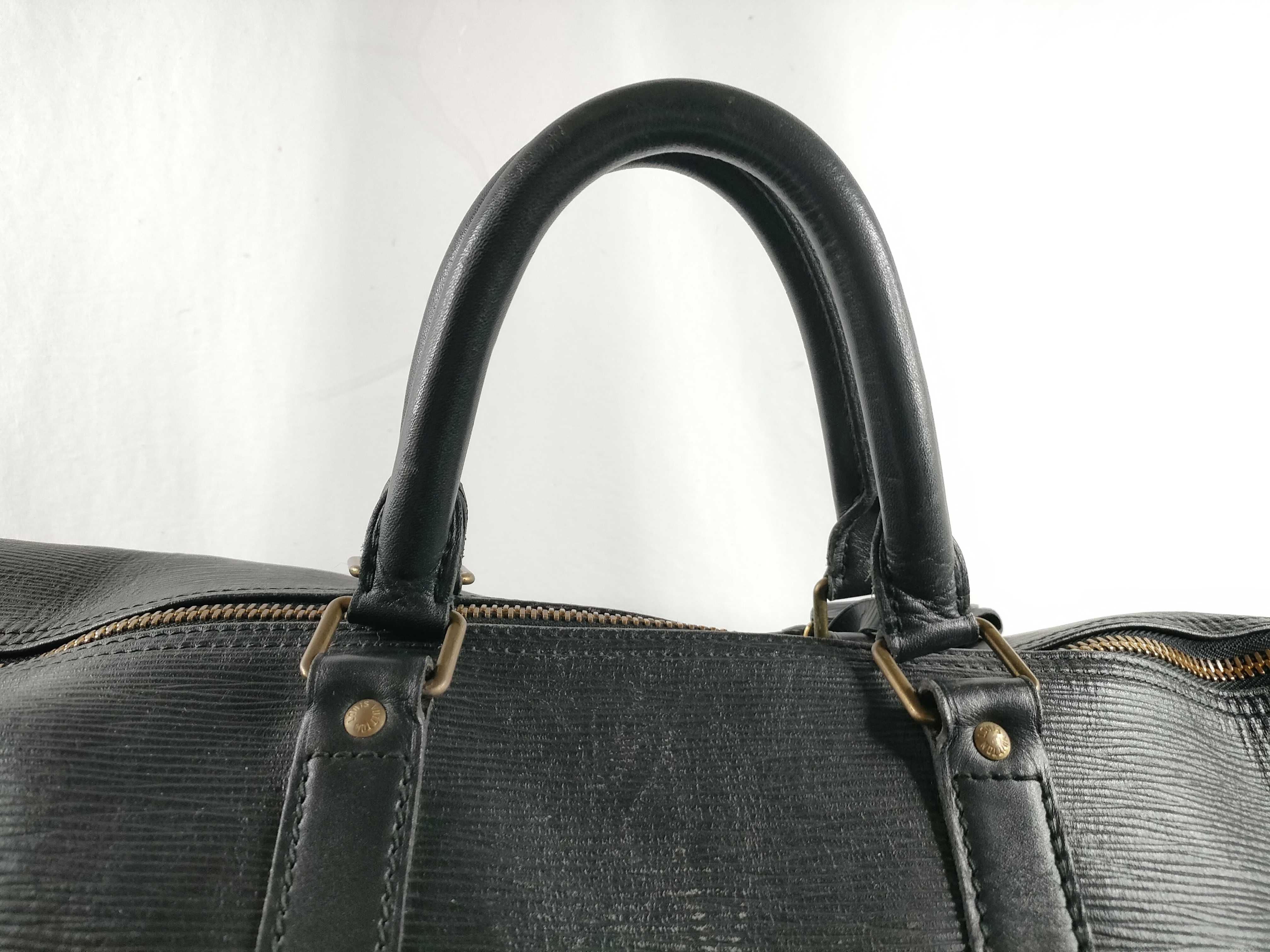 Epi LV Keepall 55 Black Boston Bag — view 6