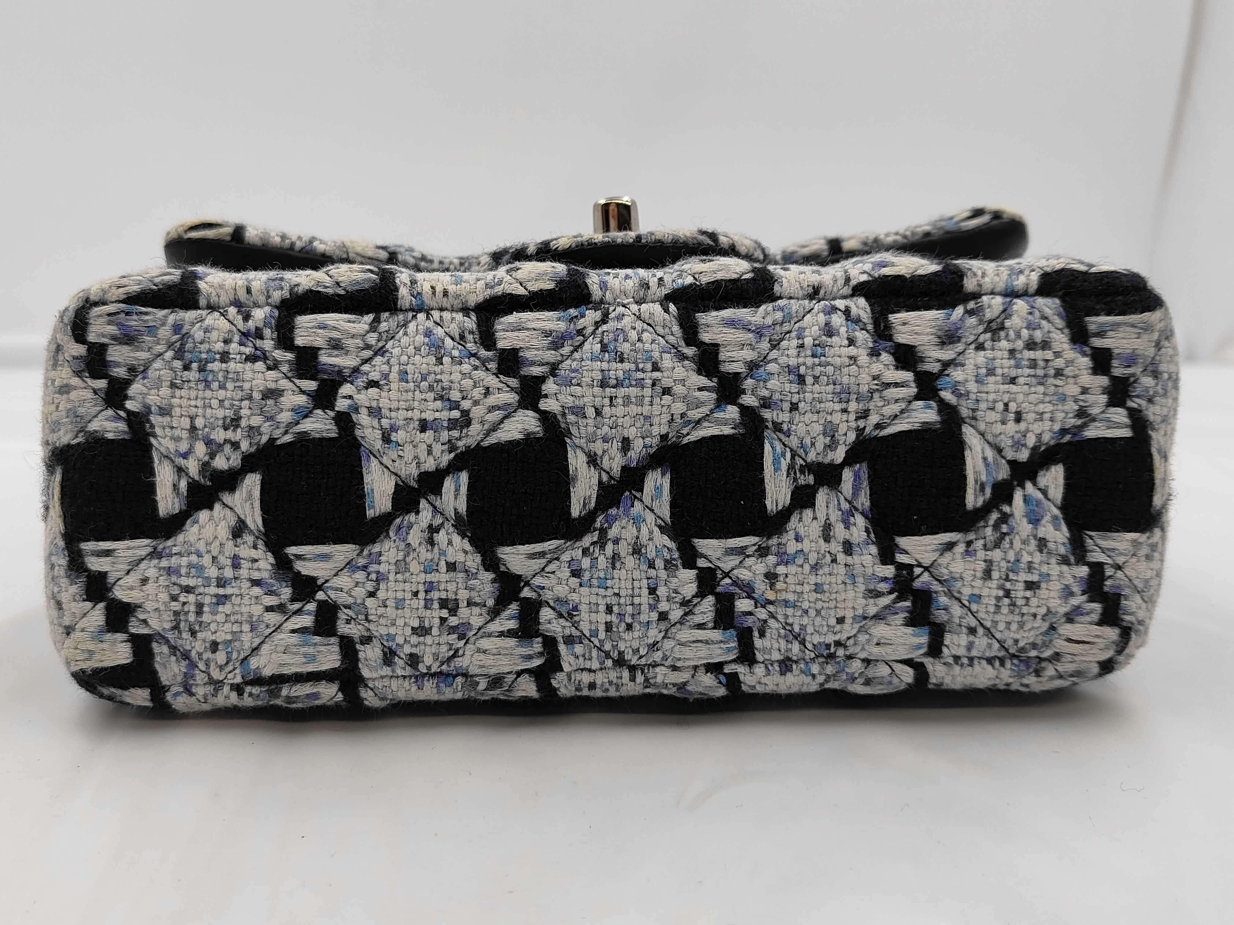 CF Large Mini Chain Bag Shoulder Bag — view 5