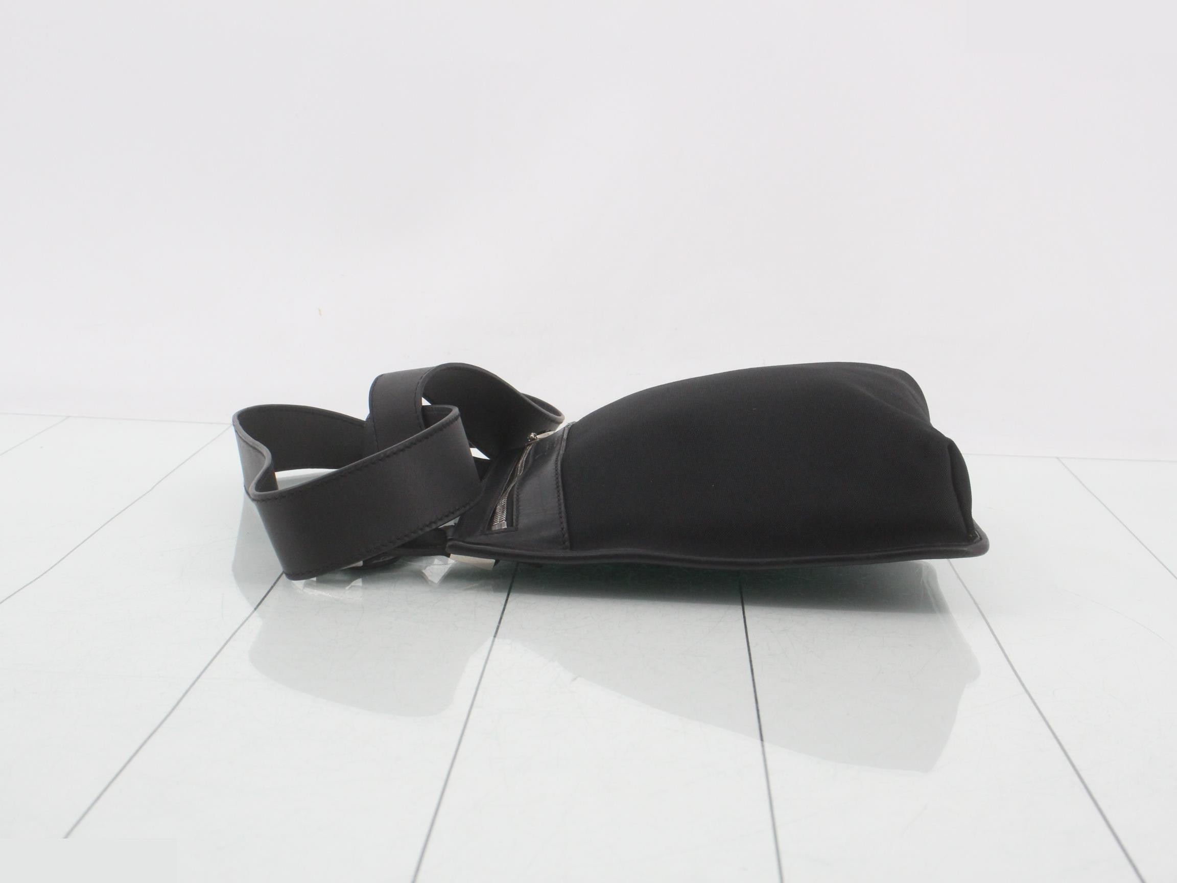shoulder bag, leather, black — view 4