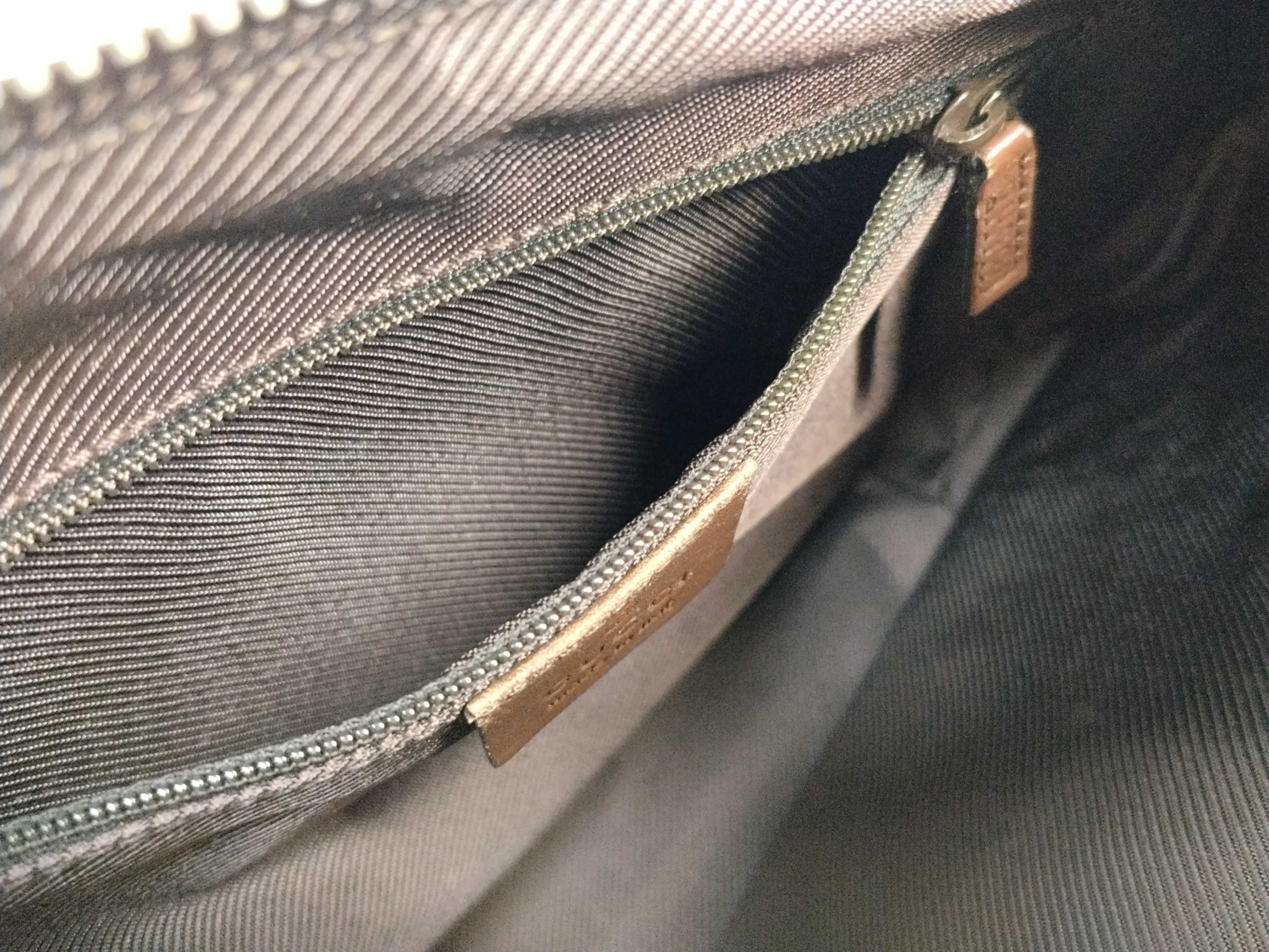 GG Canvas One-Shoulder Bag — view 13