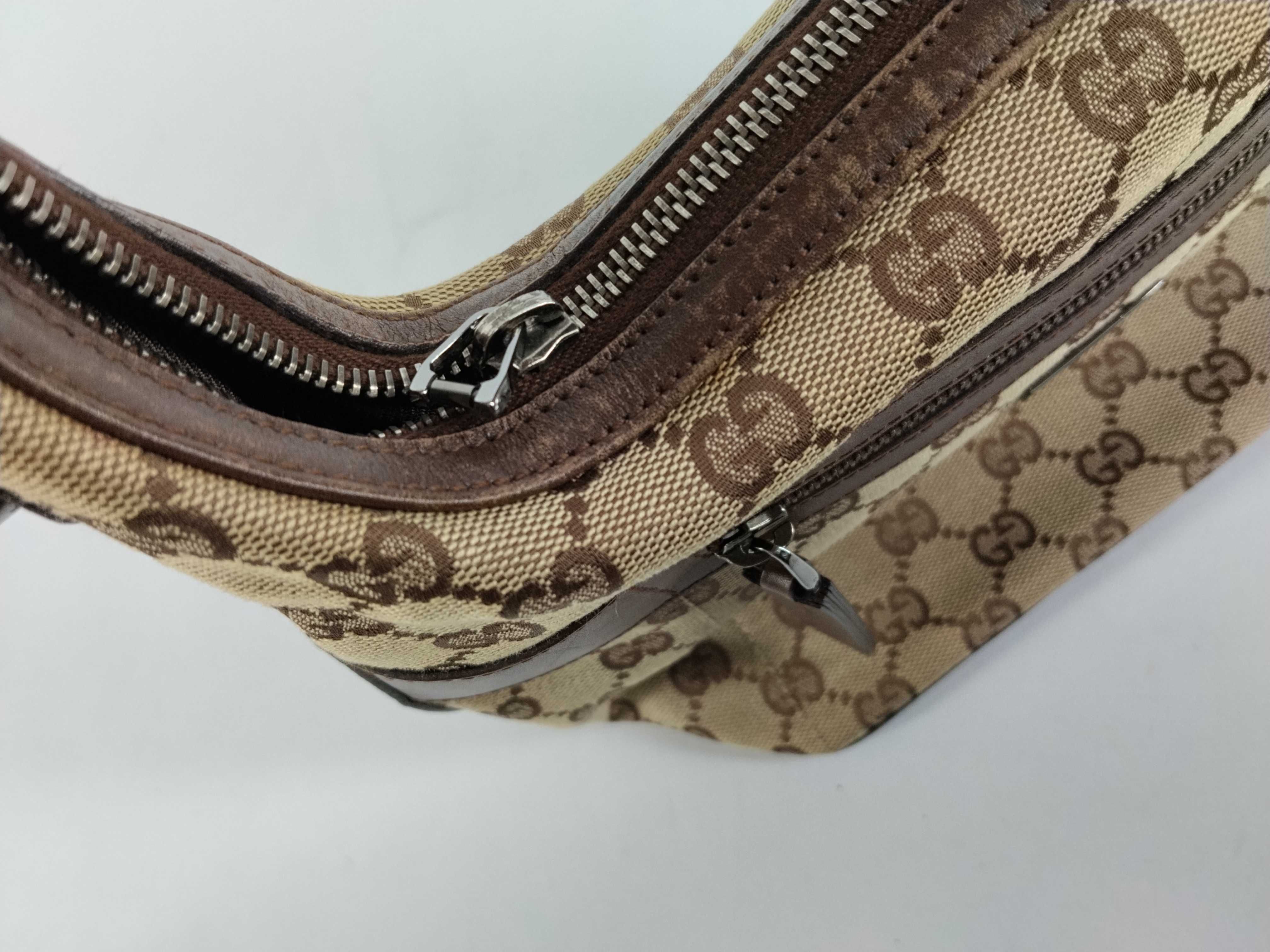 GG Canvas One-Shoulder Bag — view 8
