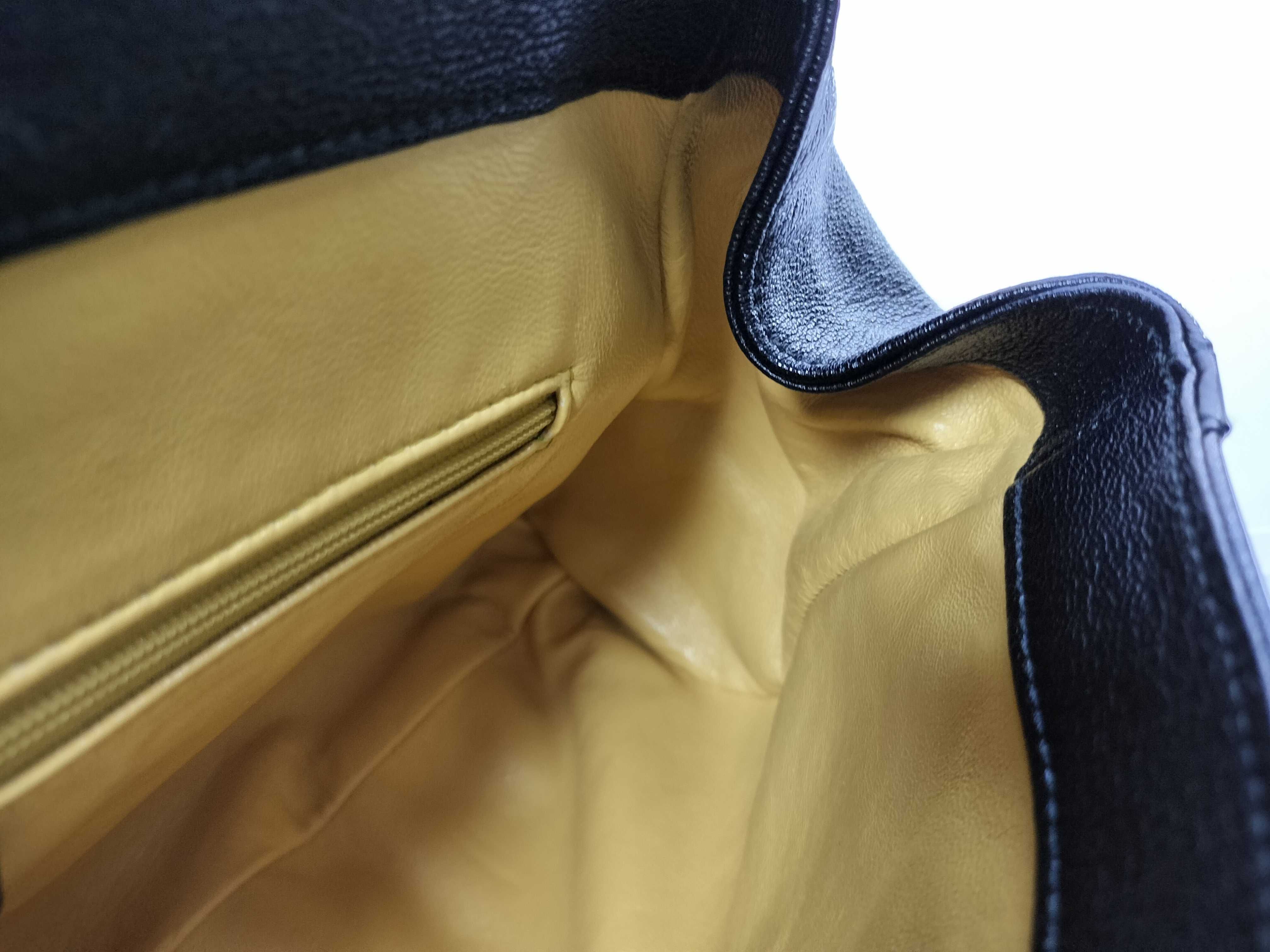 Bulgari Leather Handbag Flap Tote Bag — view 9