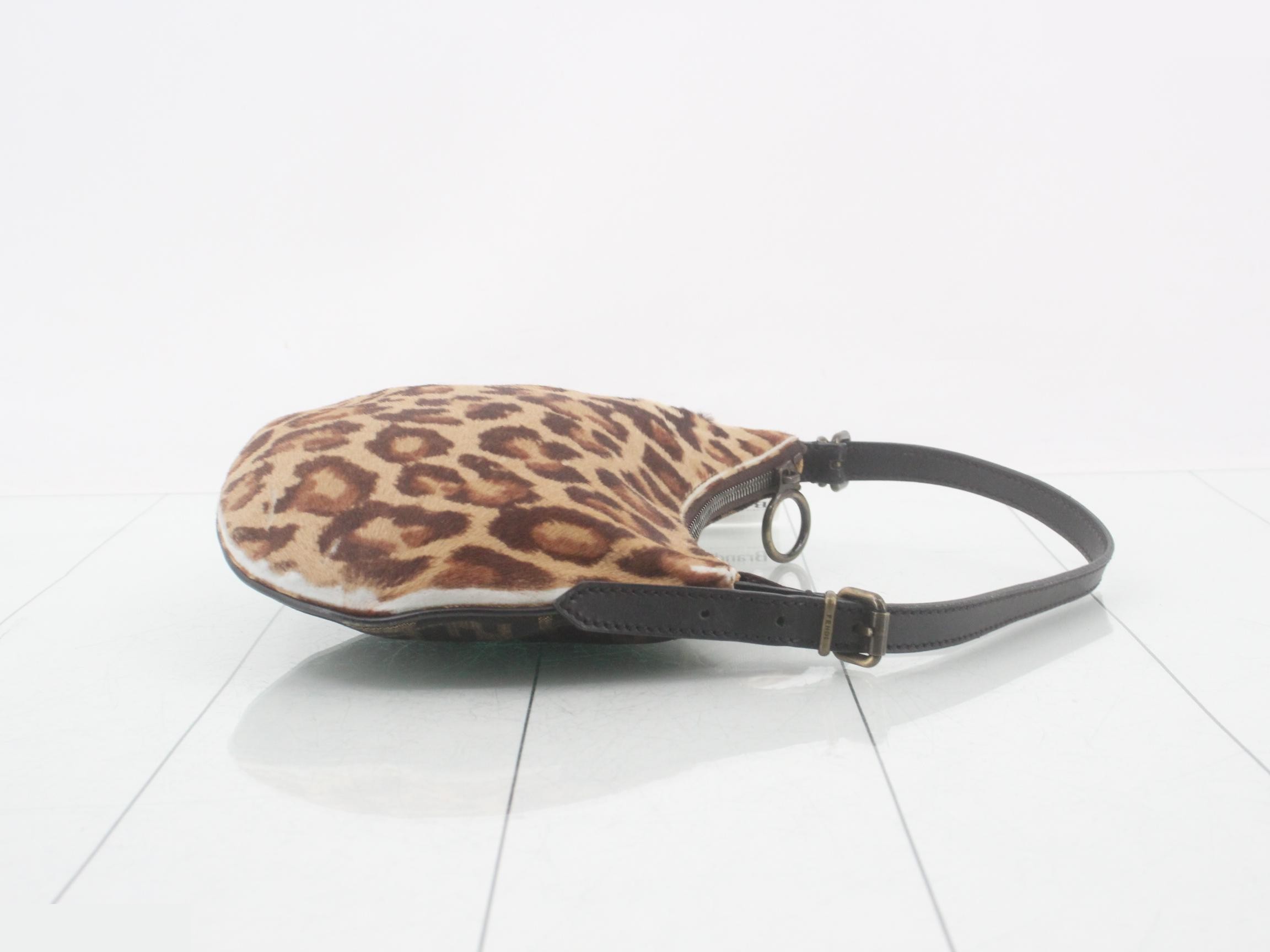 Calf hair leopard print Zucca (bag) - shoulder bag — view 3