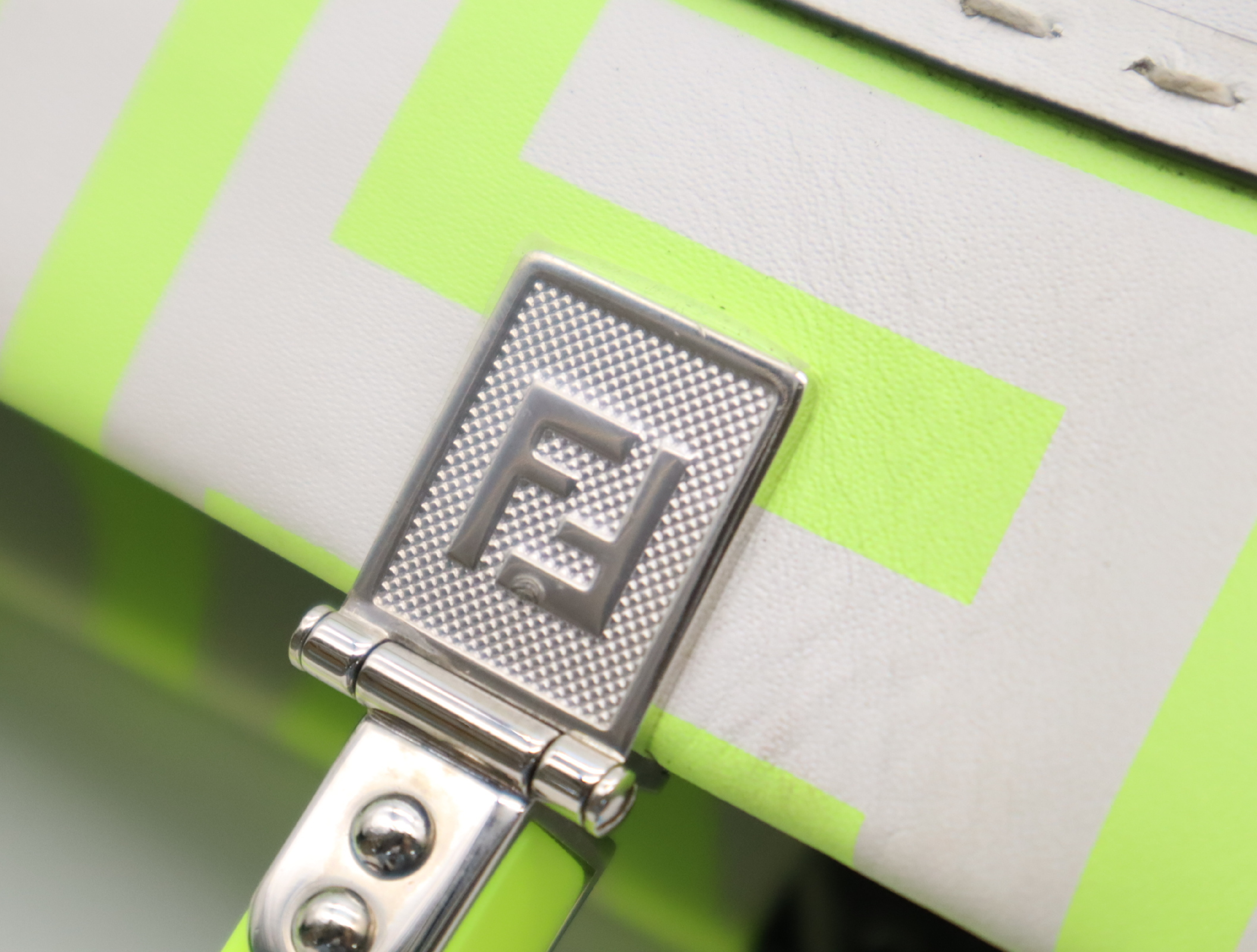 Sunshine Leather Tote Bag - Marc Jacobs Collaboration - Fluorescent Yellow, White, Silver Hardware — view 10