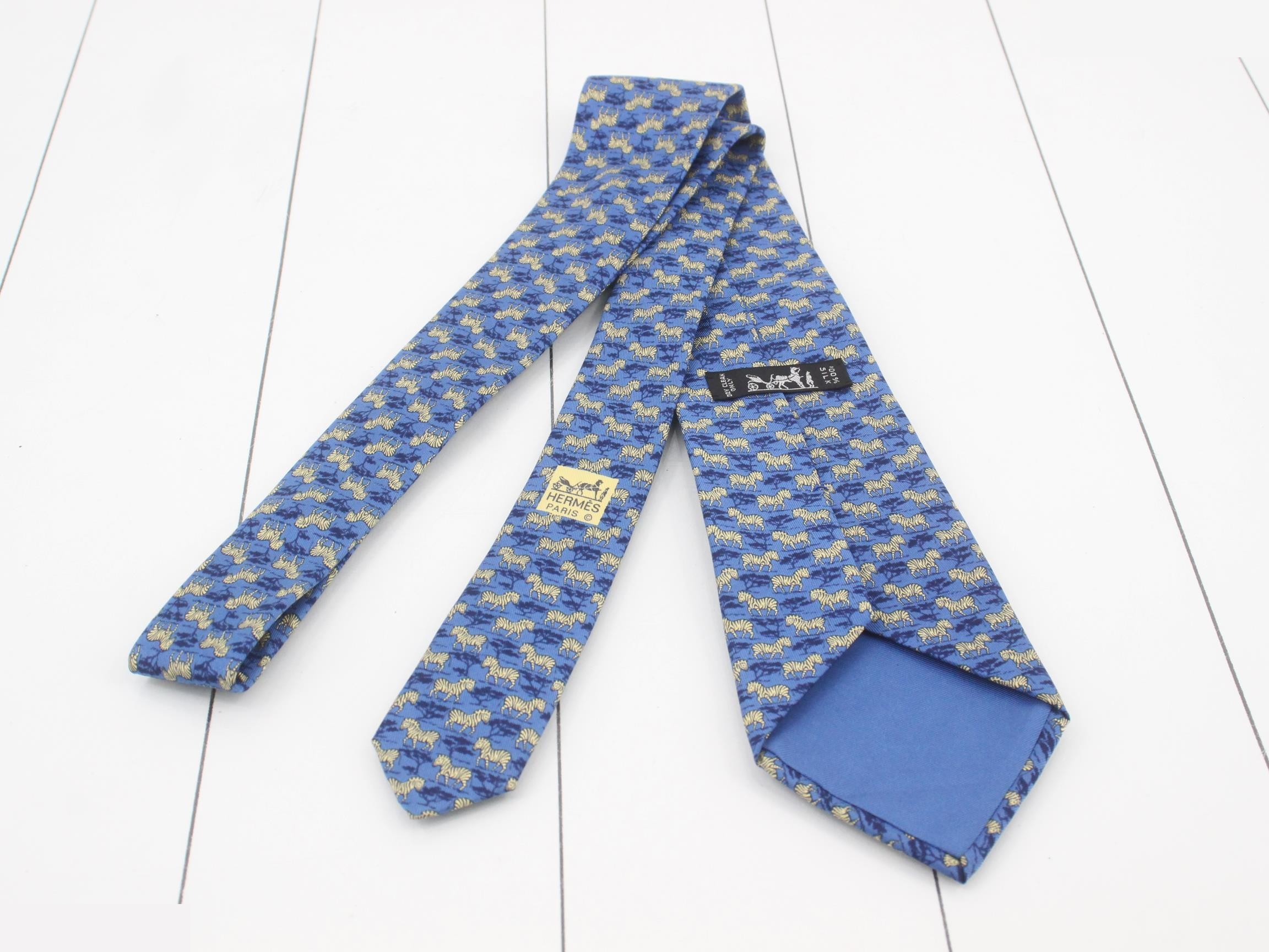 Silk tie — view 2