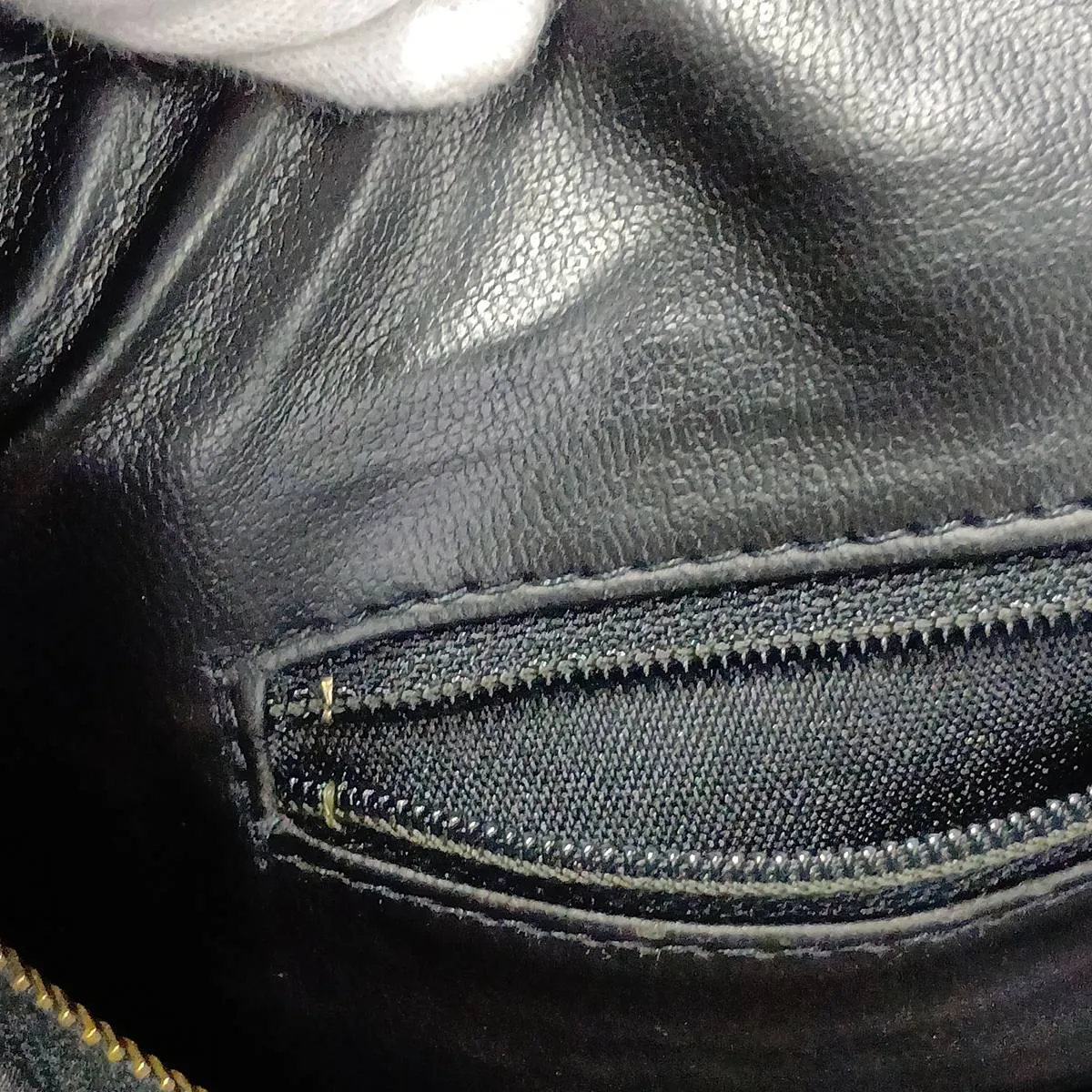 Bicolore Lambskin 2-Way Boston Bag, Black with Gold Hardware, Item No. 2479334 (Serial Number 2) — view 15