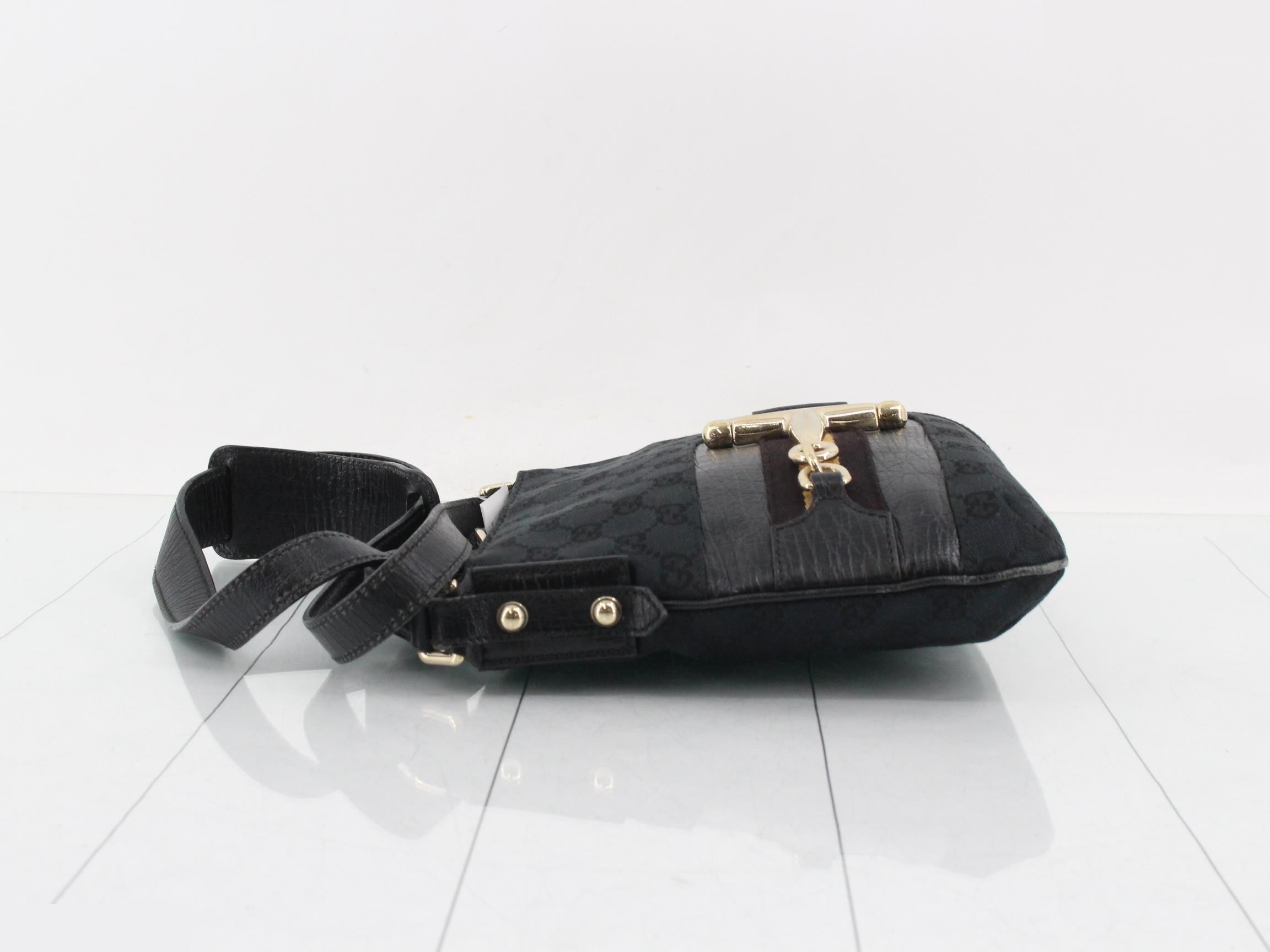 Shoulder bag, GG canvas, horsebit — view 4