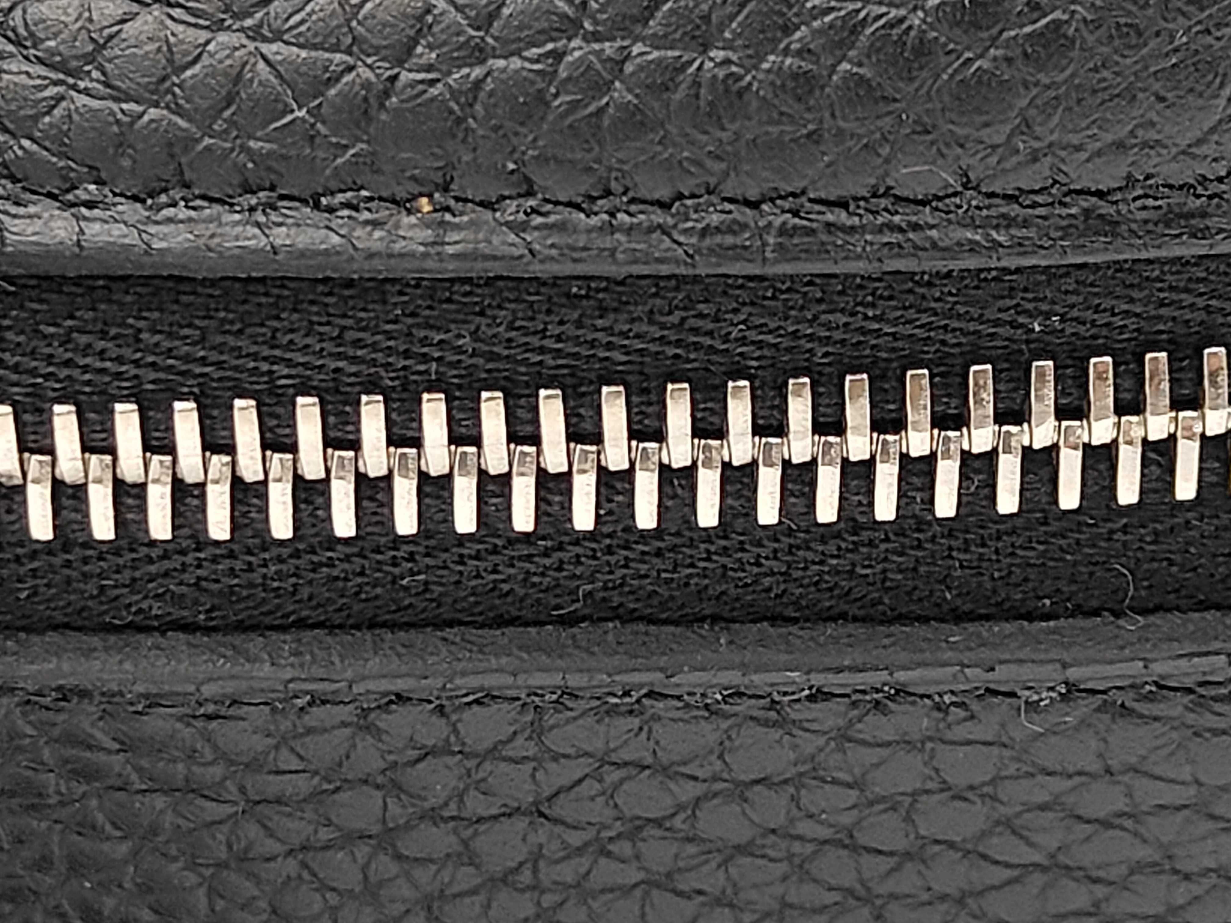Victoria 41 Taurillon Clemence Black SS B Stamp Handbag — view 6