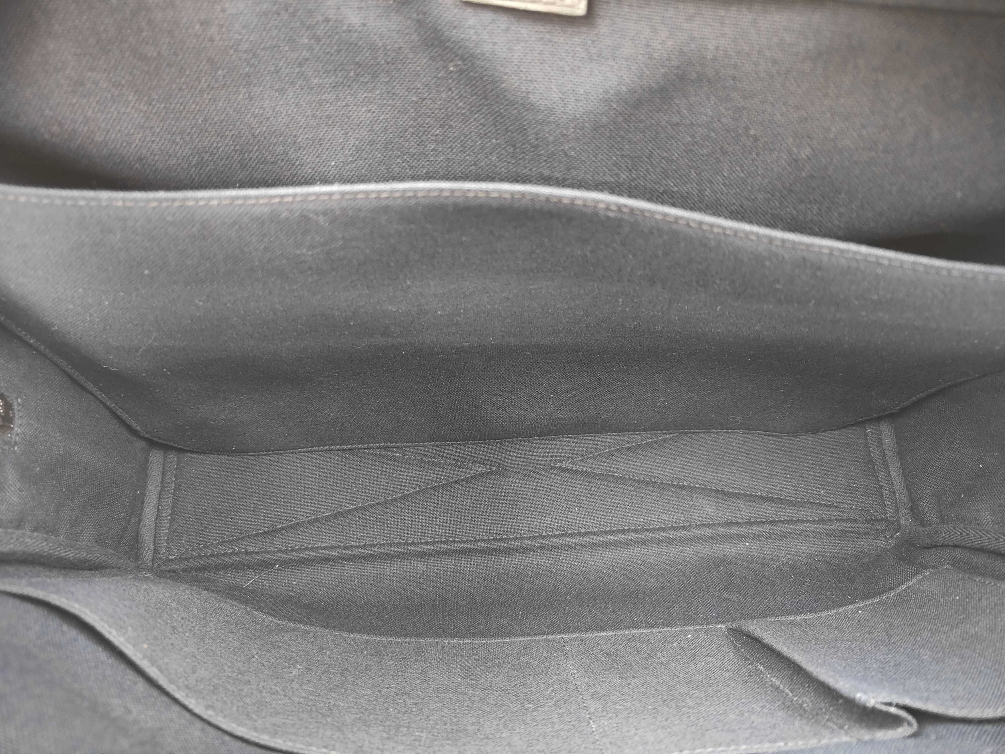 Victoria 41 Taurillon Clemence Black SS B Stamp Handbag — view 10