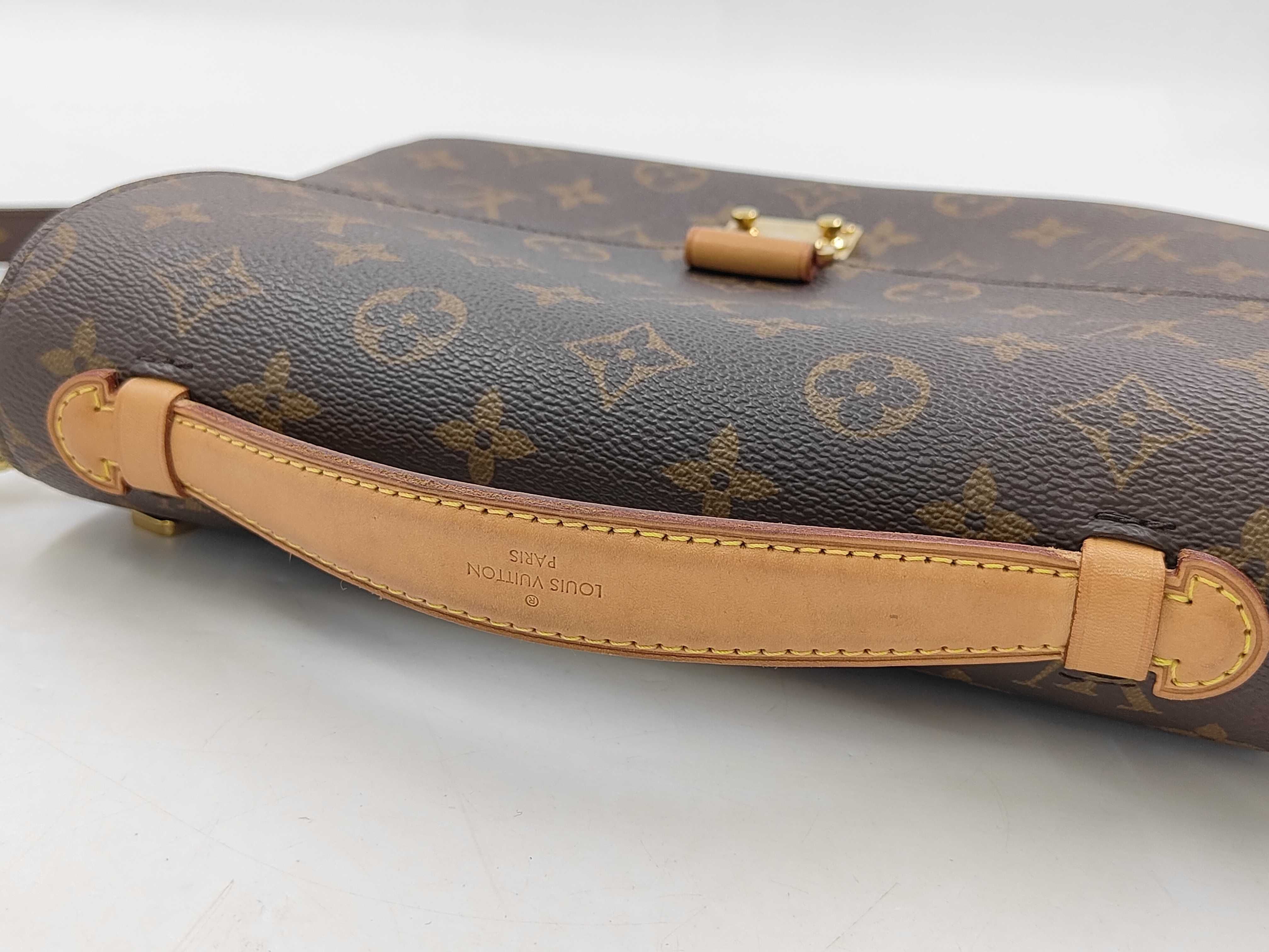 Monogram Pochette Métis M44875 Shoulder Bag — view 3