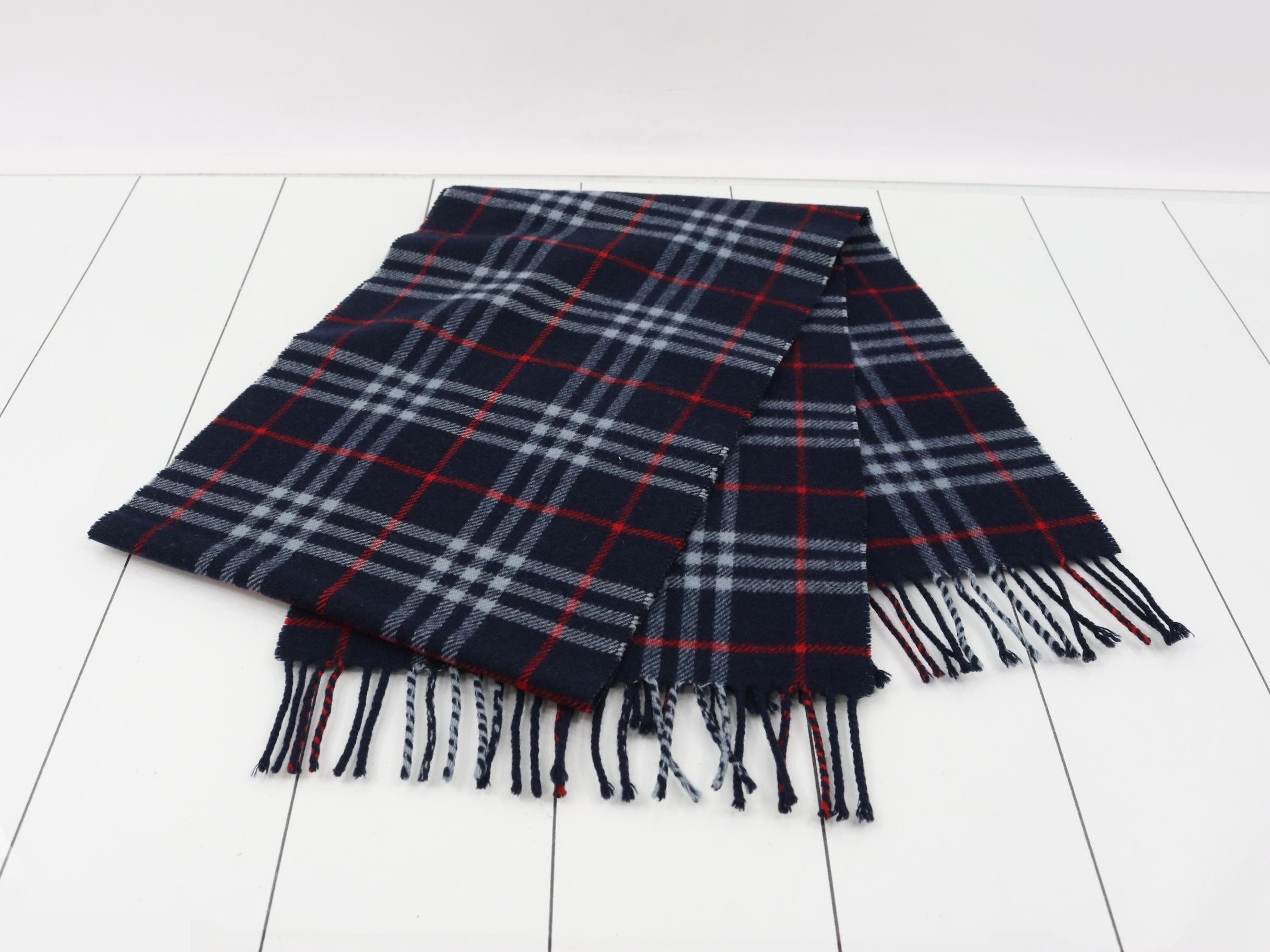 Nova Check Scarf, Navy — view 3