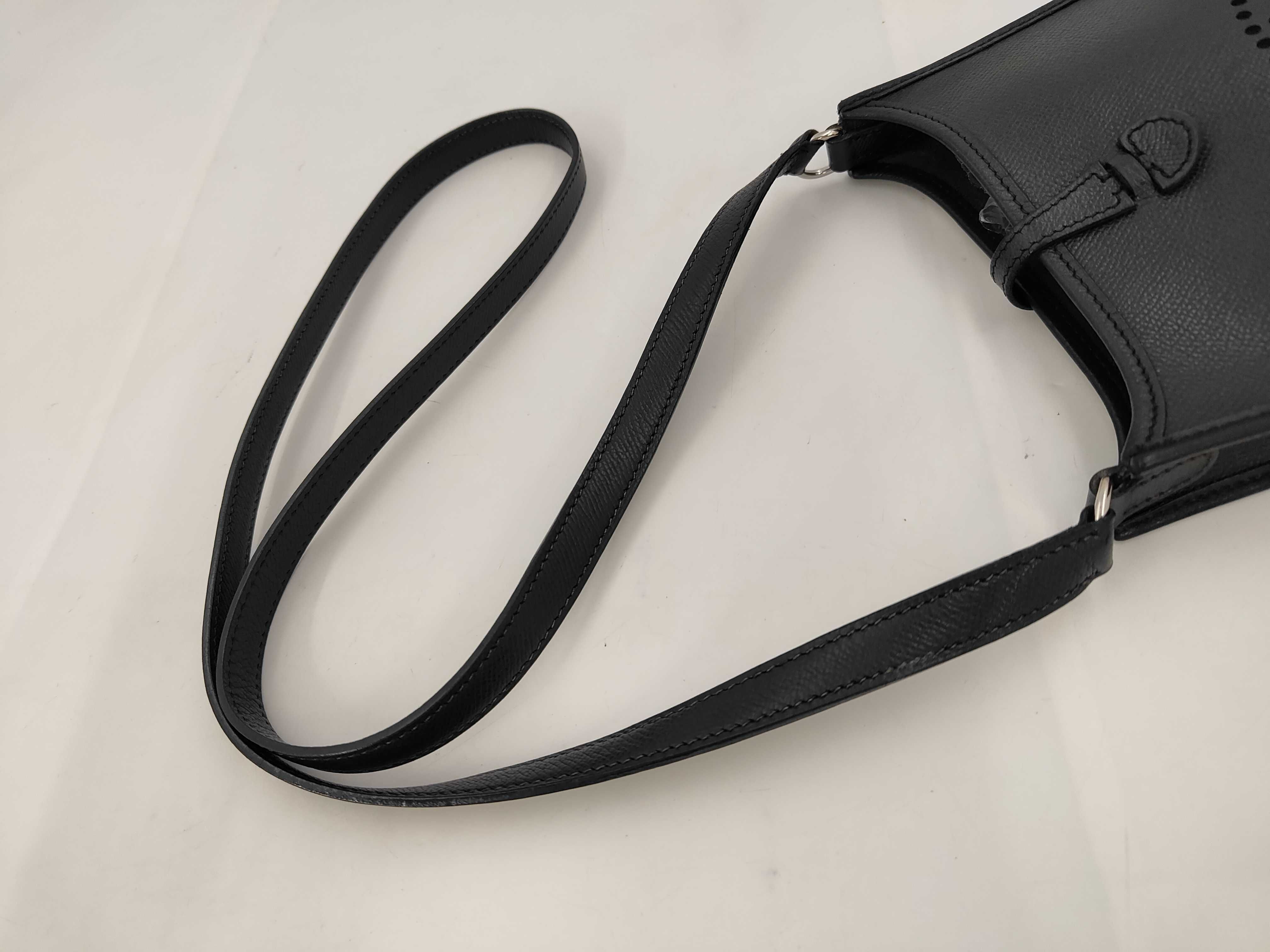 Evelyne TPM160H stamped shoulder bag, black. — view 3