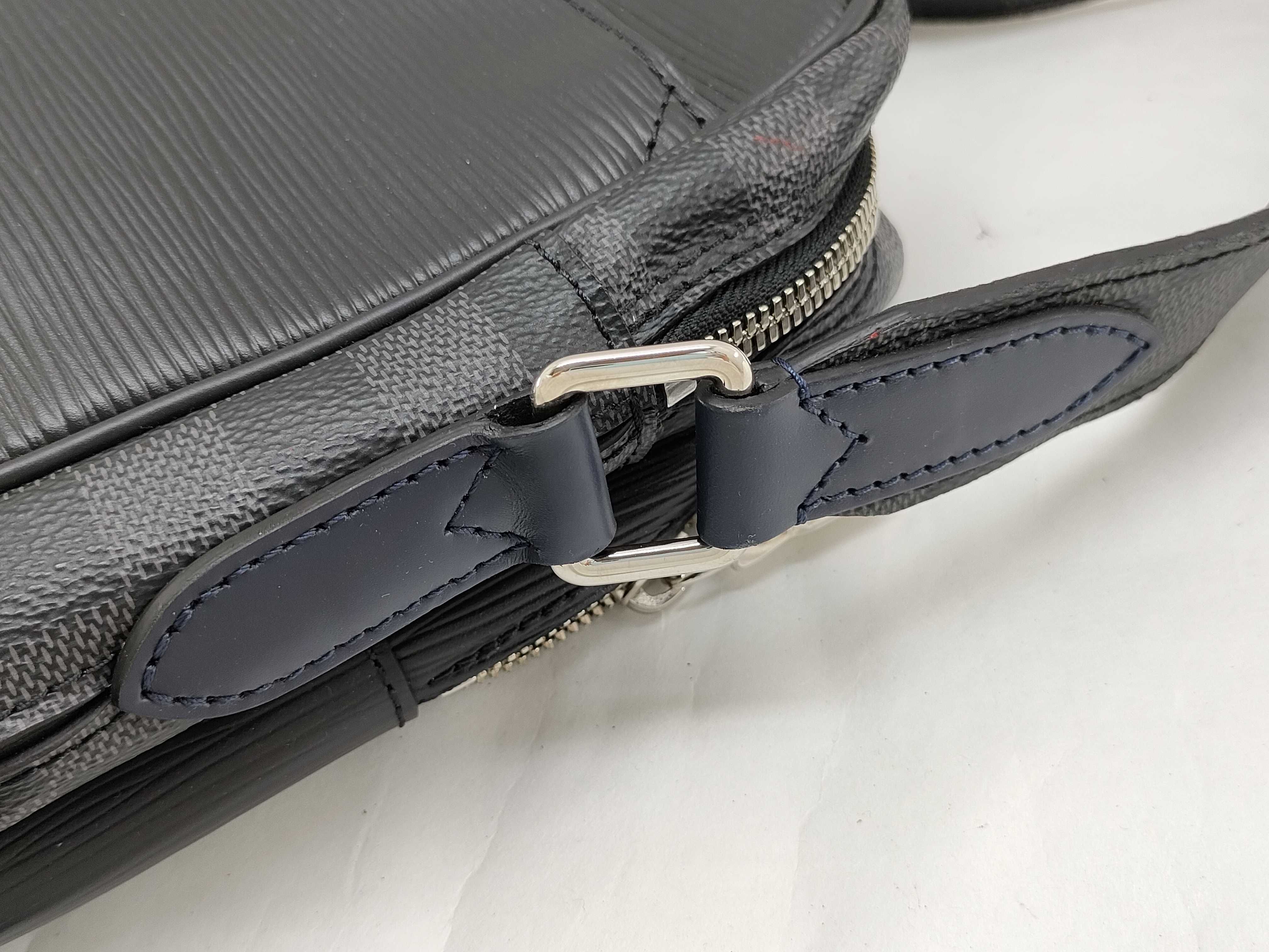 Epi Nile NM Shoulder Bag — view 5
