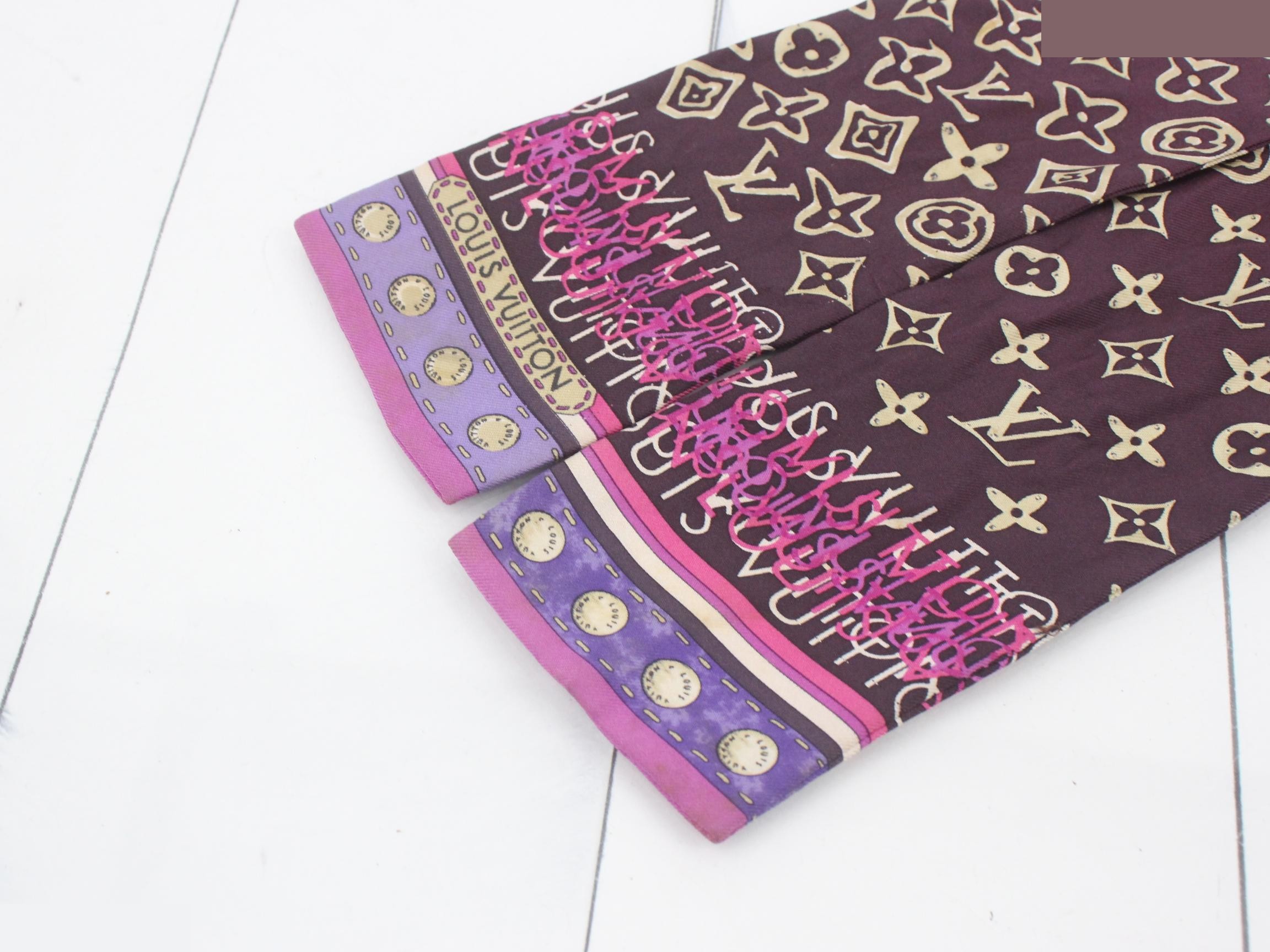 Scarf, no tag. — view 3
