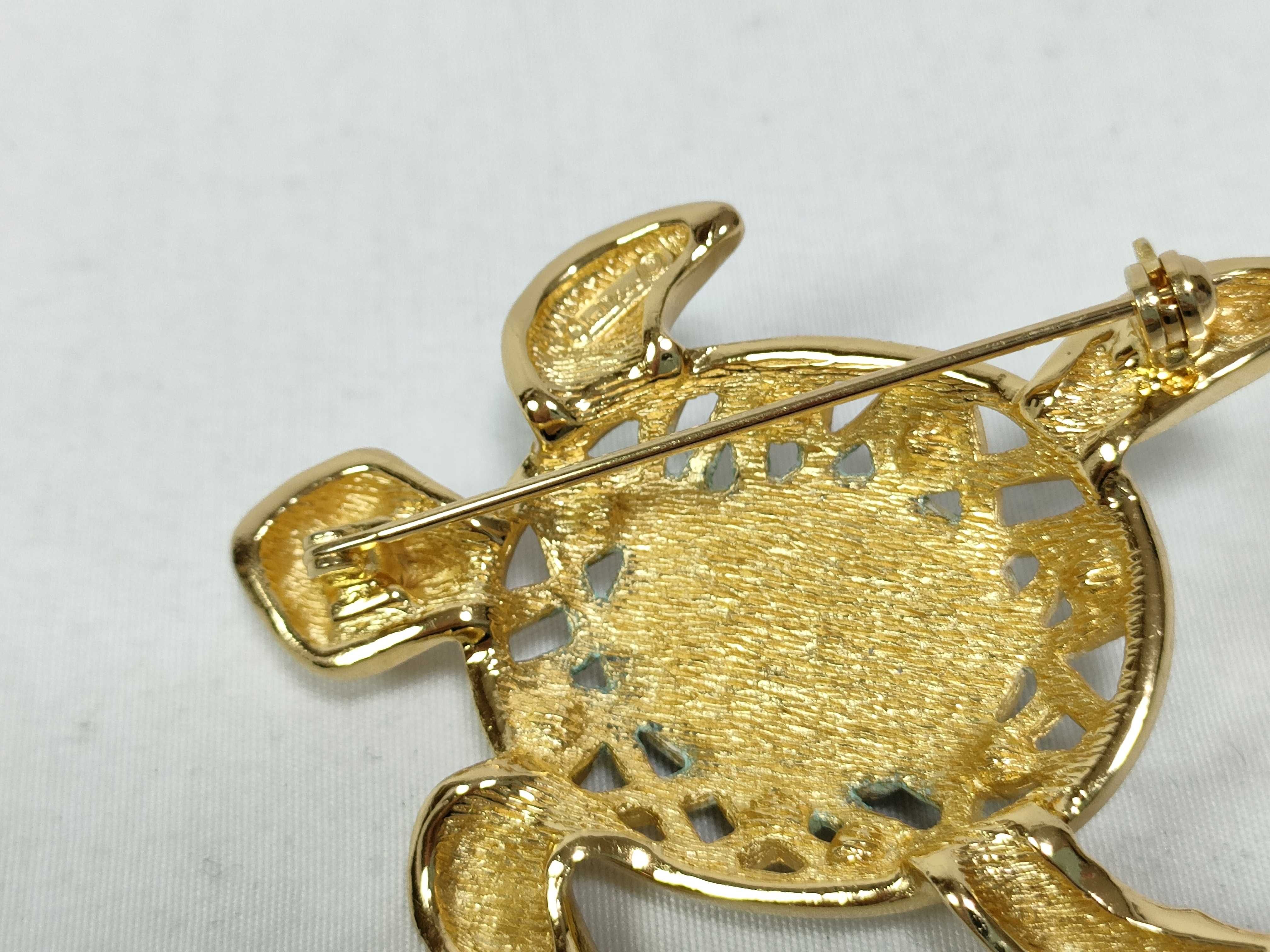 brooch, turtle design, gold and blue. — view 5
