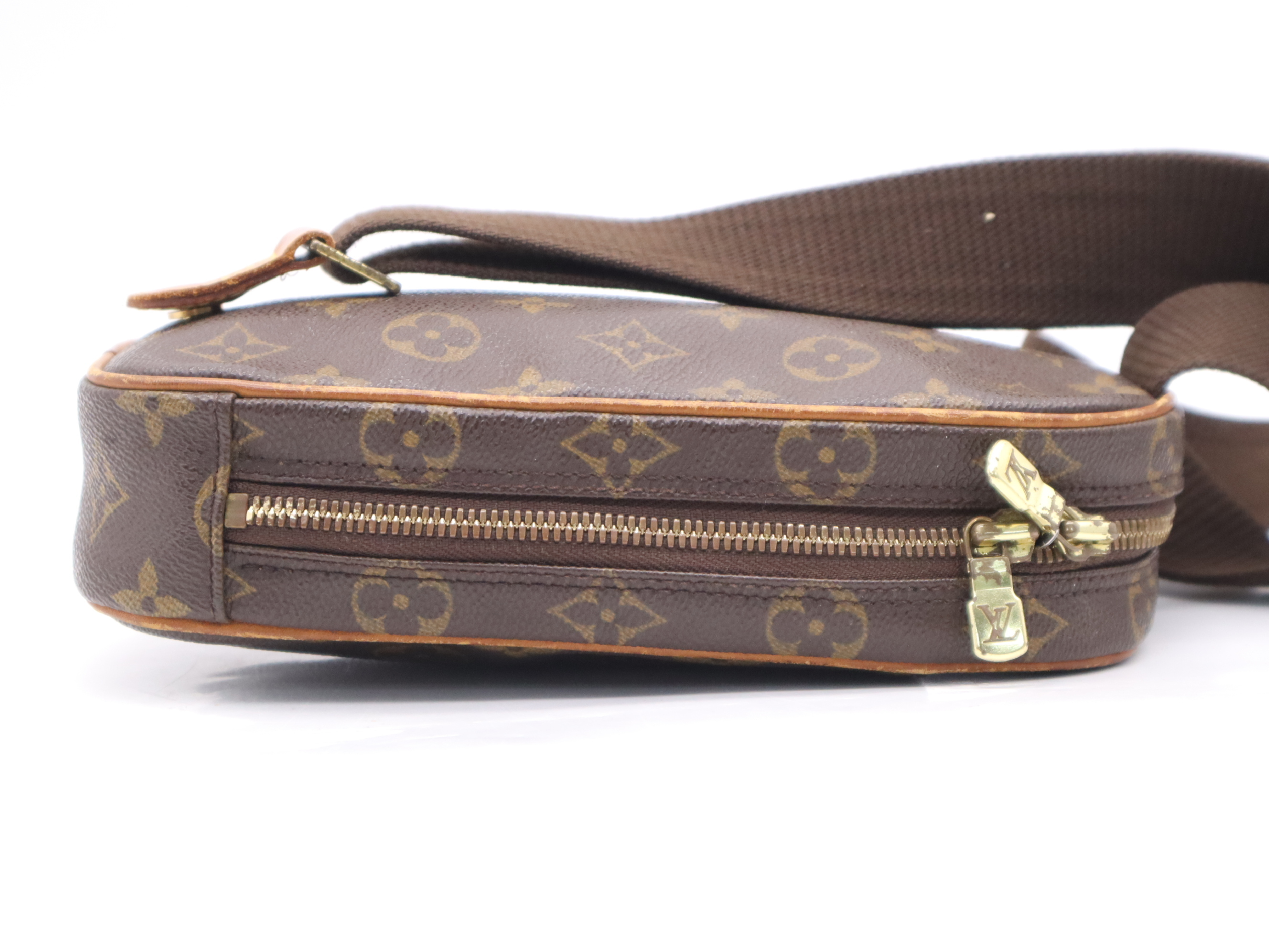M51870 Monogram Pochette Gange Waist Bag — view 5